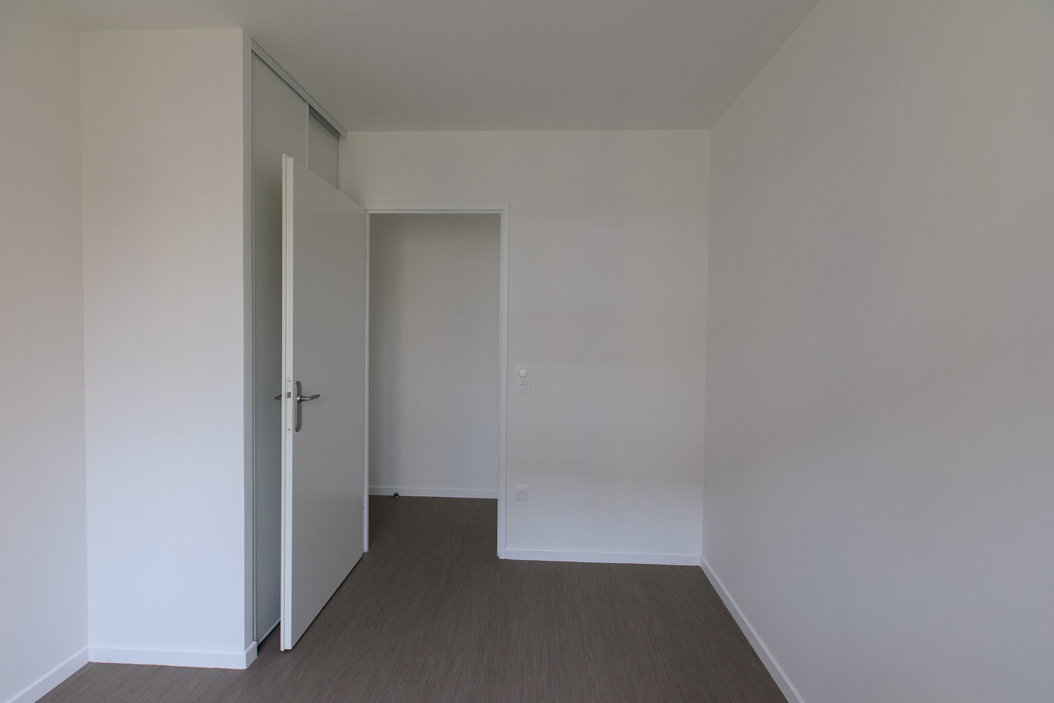 6792 6990-VILLIERS LE BEL-Logement témoin-Photo 6-compressed.jpg