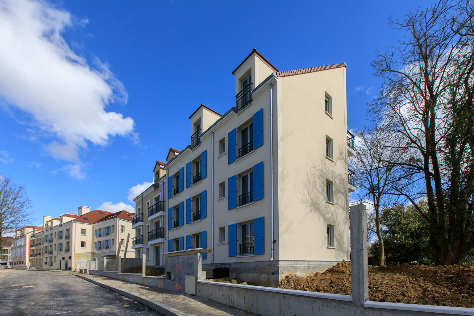 6792 6990-VILLIERS LE BEL-Photo ext-compressed.jpg