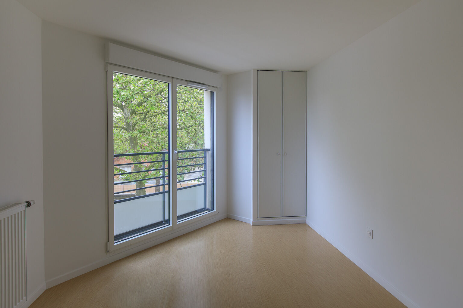 6939-HAY LES ROSES-Logement témoin-Photo 4-cmp.jpg