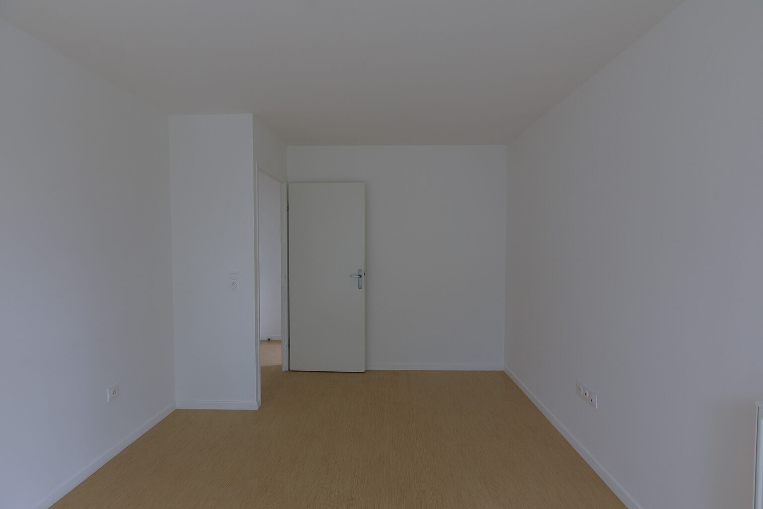 6939-HAY LES ROSES-Logement témoin-Photo 5-cmp.jpg