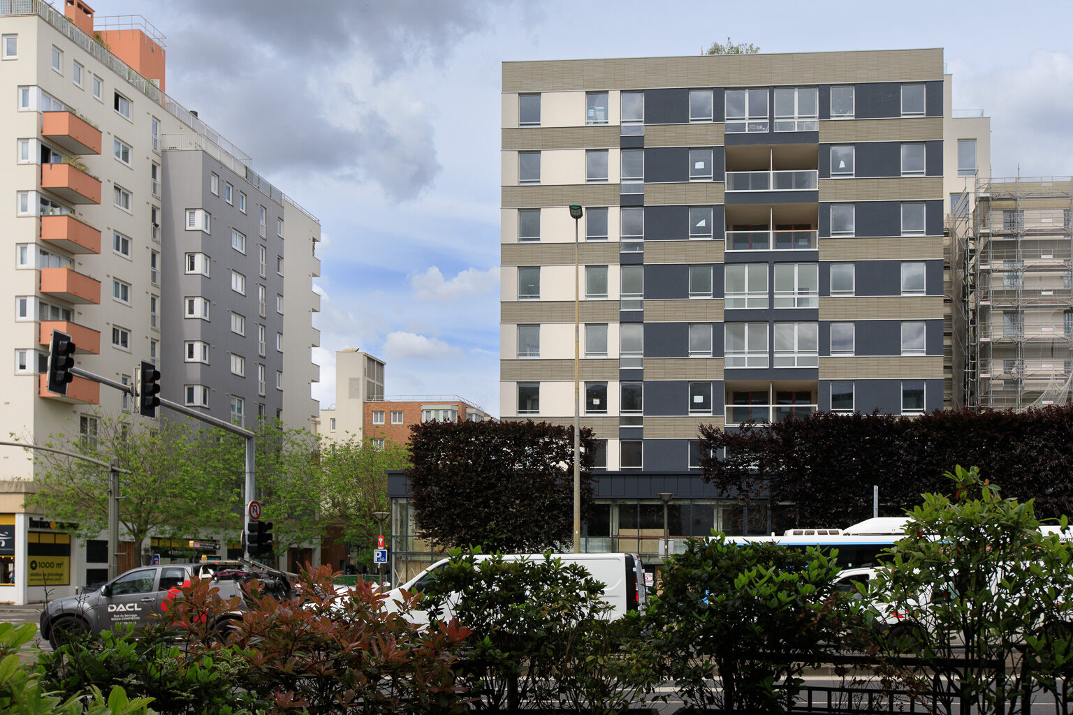 6872-SURESNES-Photo ext-cmp.jpg