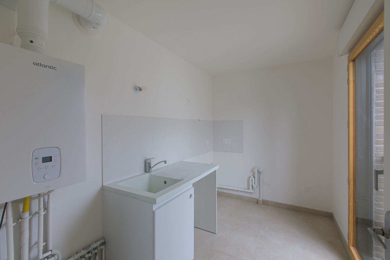 6453-MONTREUIL-Logement témoin-Photo 3-cmp.jpg