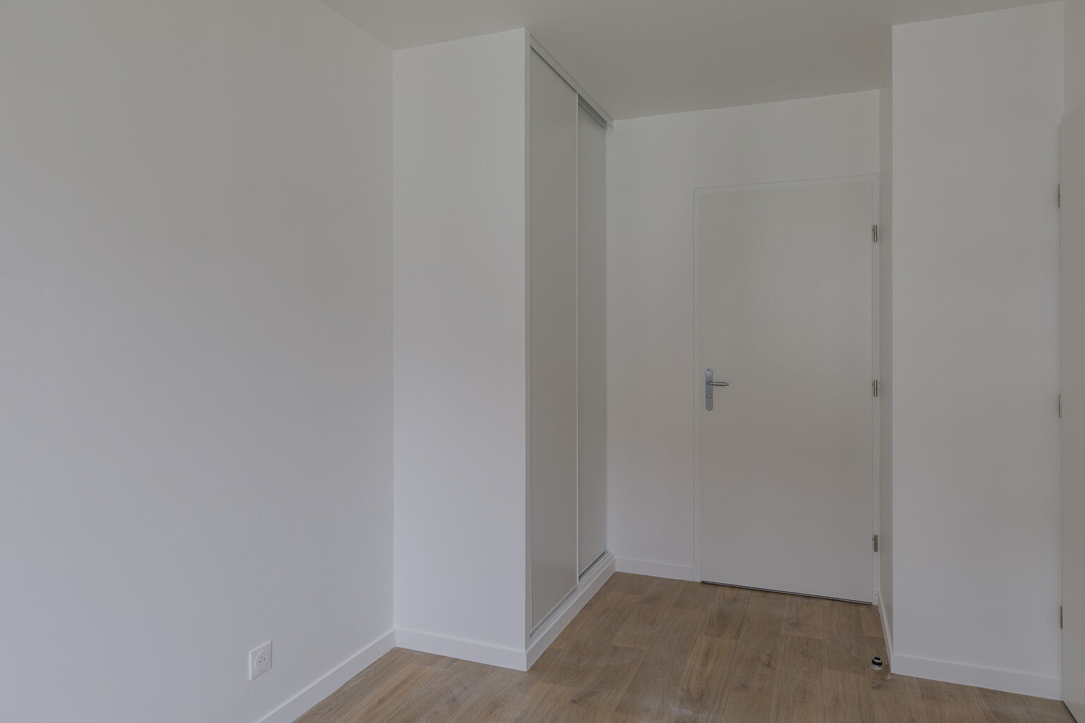 6816 7391 7392 7393 7394-CLAMART-Logement témoin T5-Photo 16-cmp.jpg