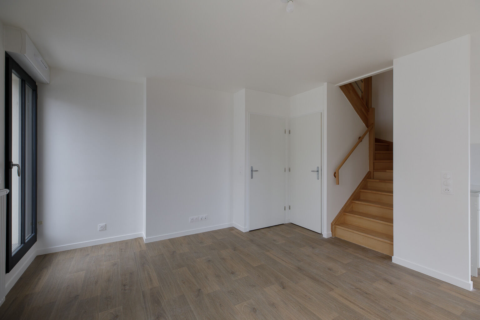 6816 7391 7392 7393 7394-CLAMART-Logement témoin T5-Photo 4-cmp.jpg