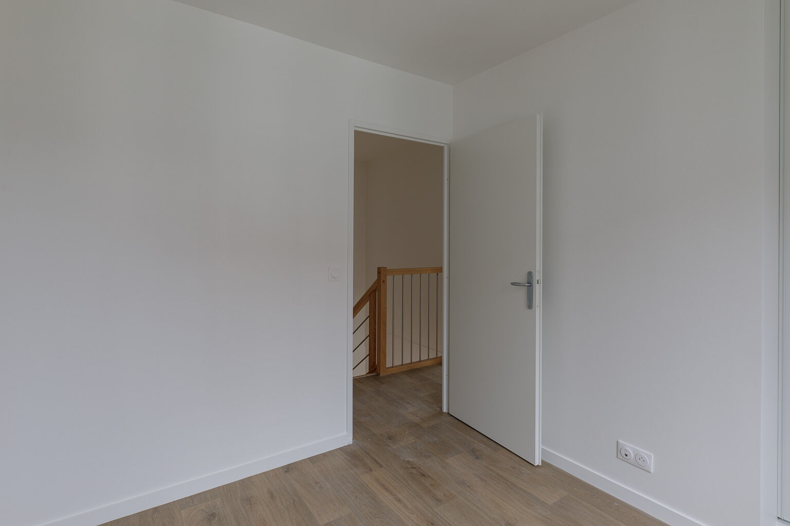 6816 7391 7392 7393 7394-CLAMART-Logement témoin T5-Photo 13-compressed.jpg