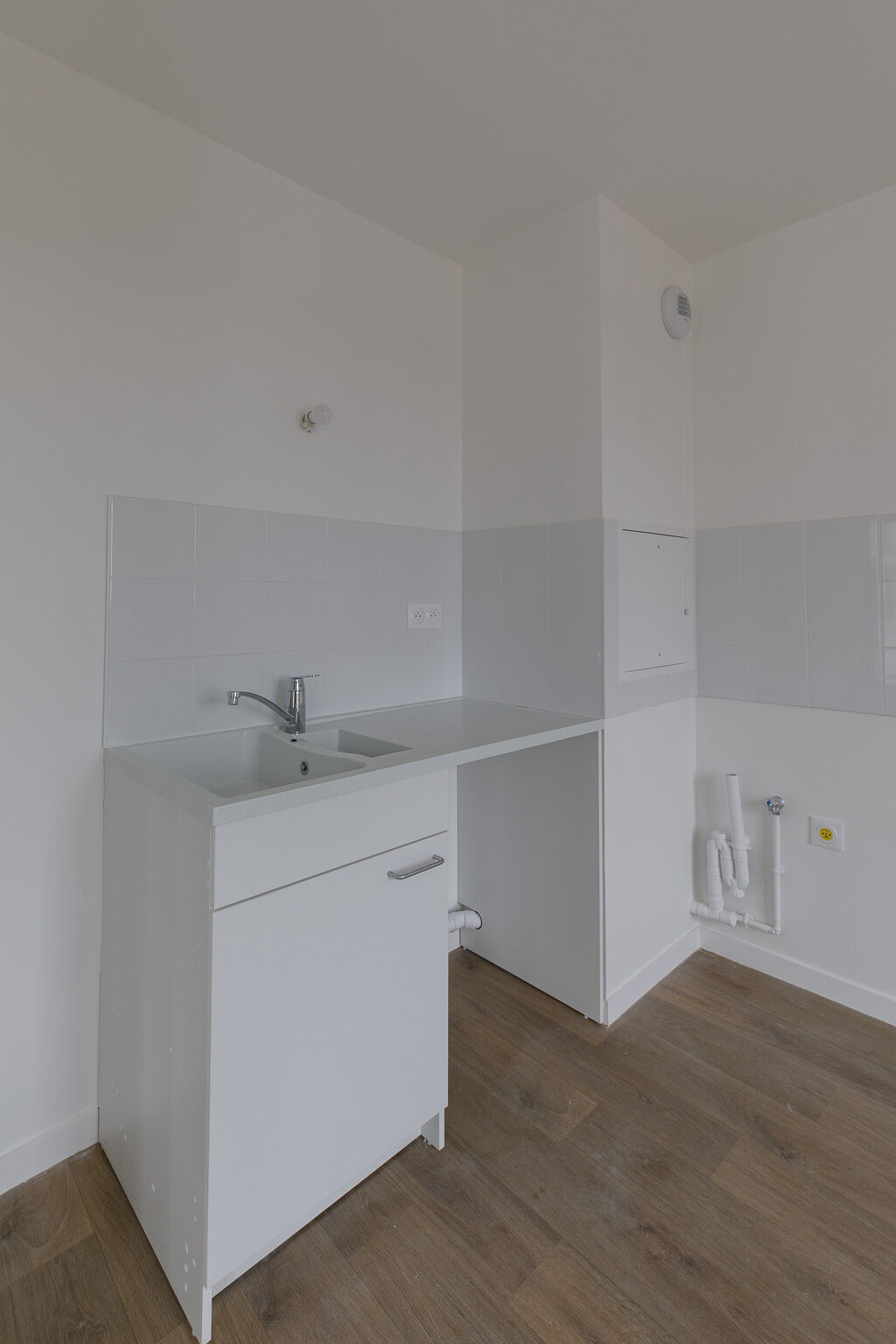 6816 7391 7392 7393 7394-CLAMART-Logement témoin T5-Photo 3-compressed.jpg