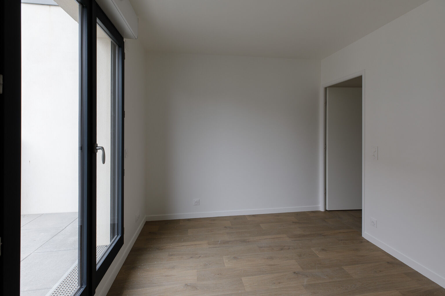 6816 7391 7392 7393 7394-CLAMART-Logement témoin T5-Photo 6-compressed.jpg