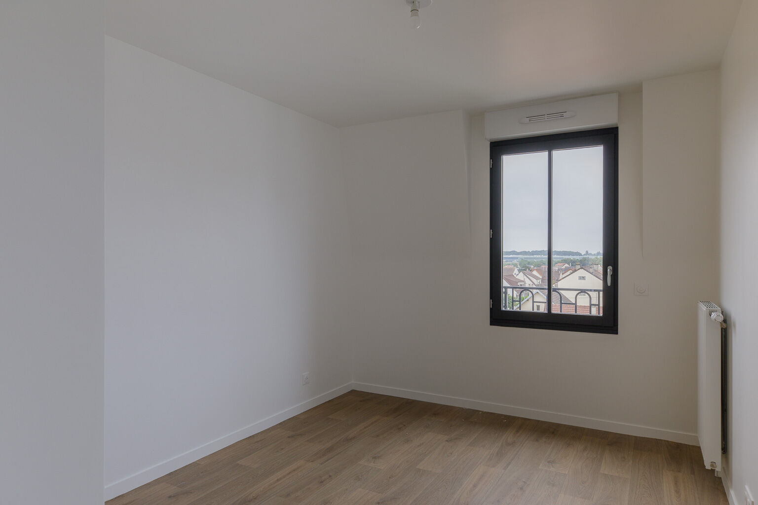 6816 7391 7392 7393 7394-CLAMART-Logement témoin T5-Photo 8-cmp.jpg