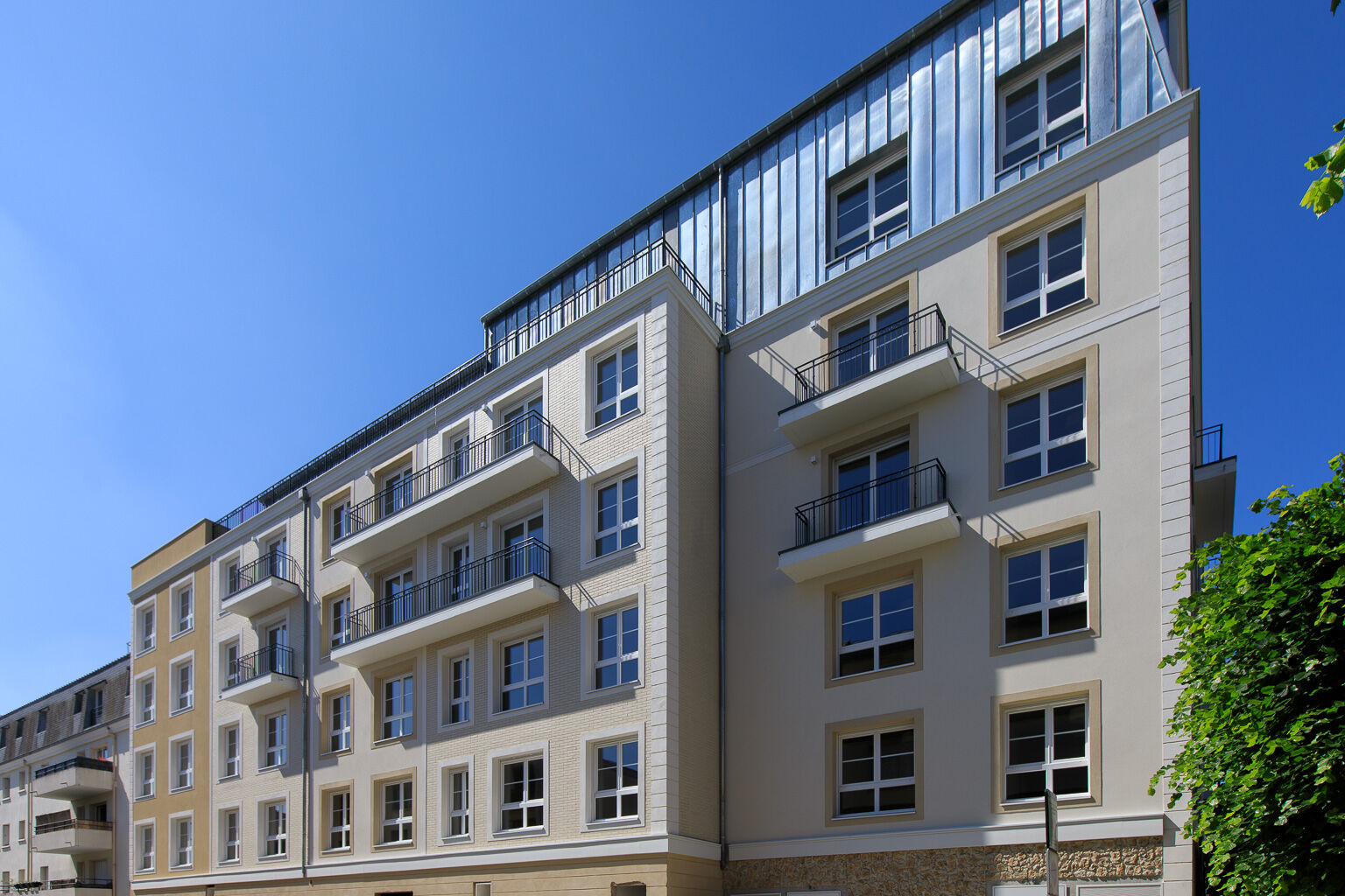 6953-CHELLES-Photo ext-cmp.jpg