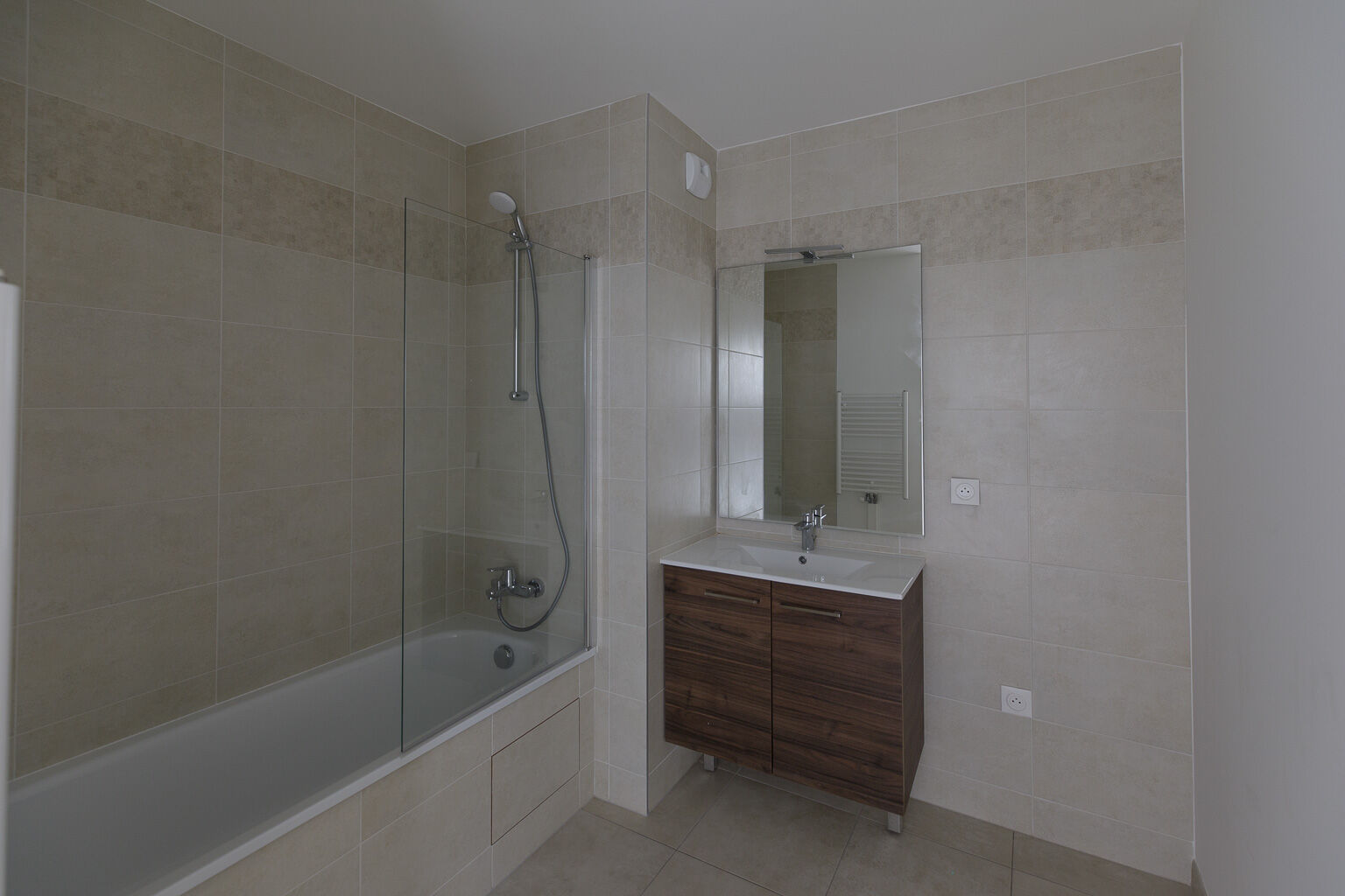 6856-COURBEVOIE-Logement témoin-Photo 6-compressed.jpg