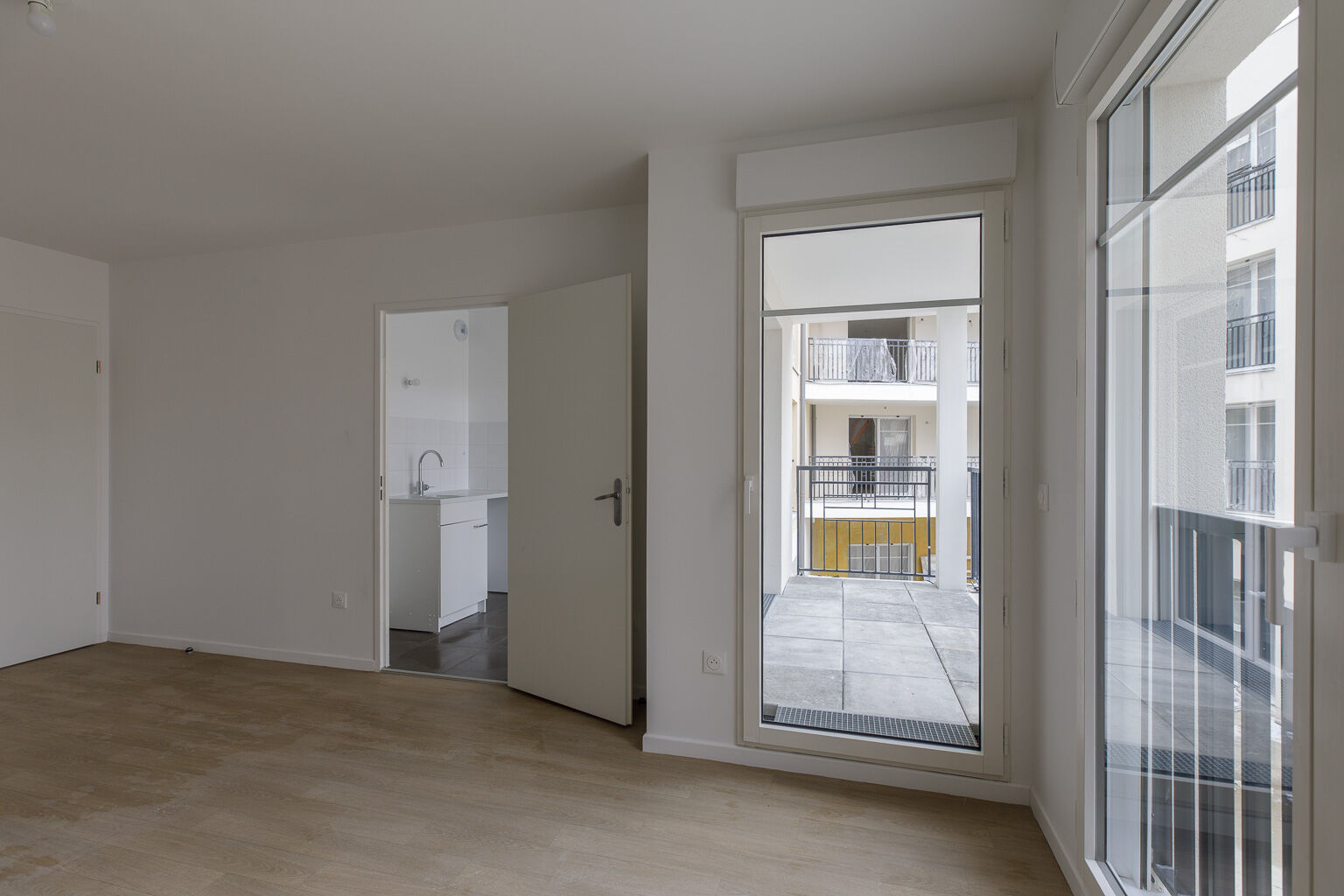 6828-SARCELLES-Logement témoin-Photo 2-cmp.jpg