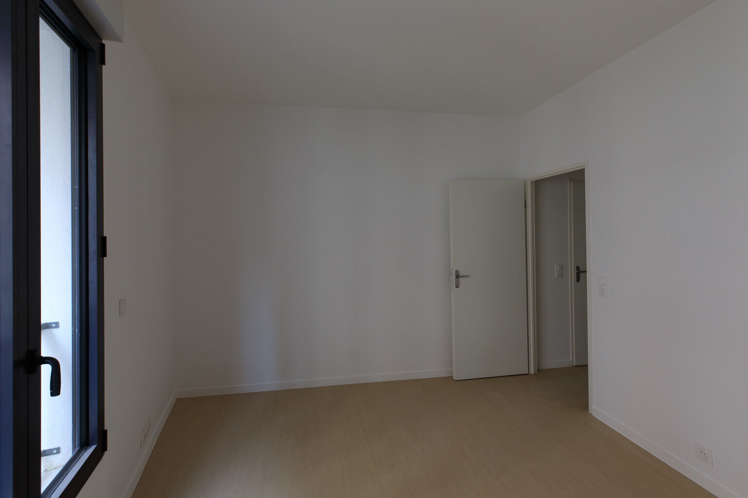 6908-PARIS18-Logement témoin-Photo 4-cmp.jpg