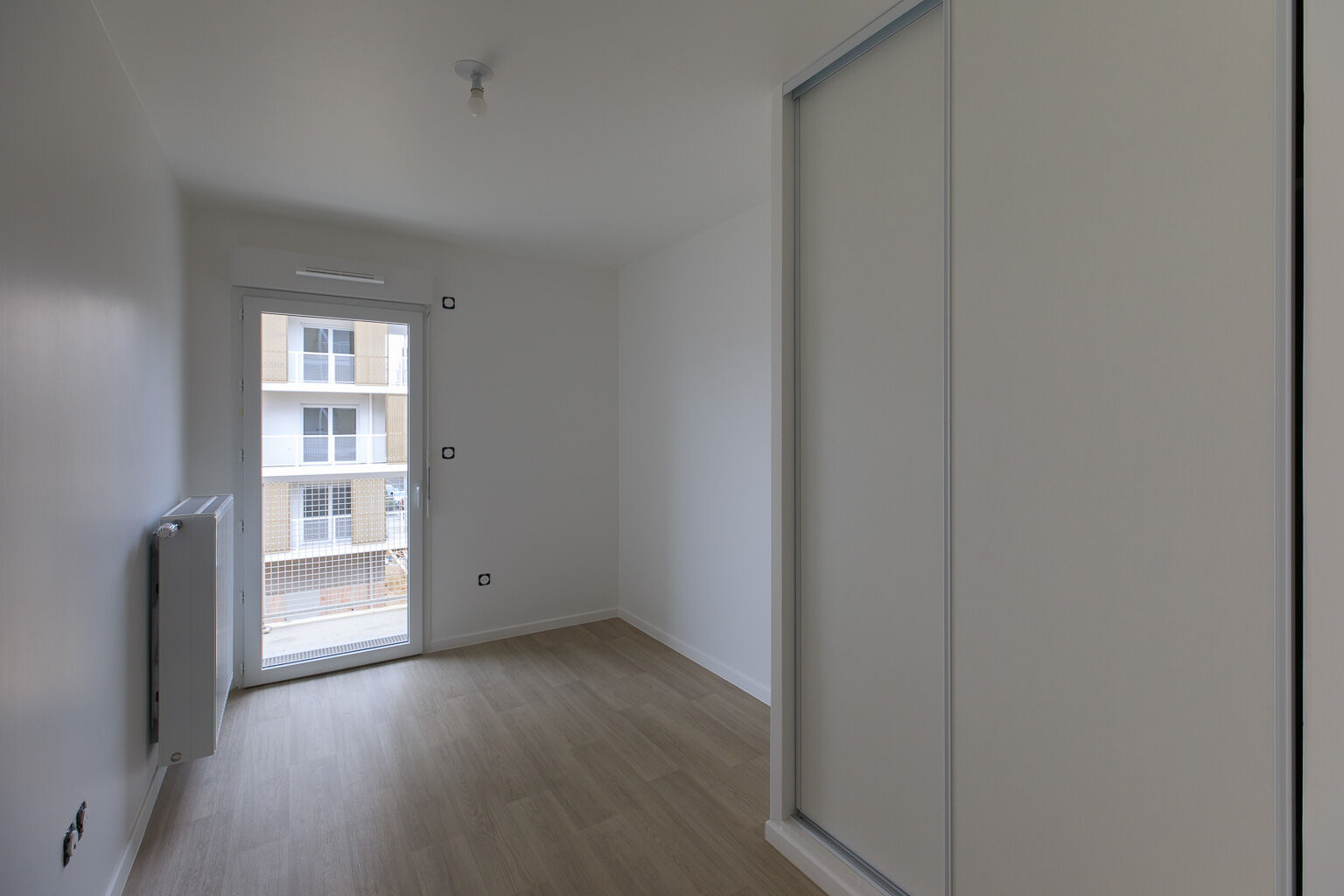 6978-RIS ORANGIS-Logement témoin 4-cmp.jpg