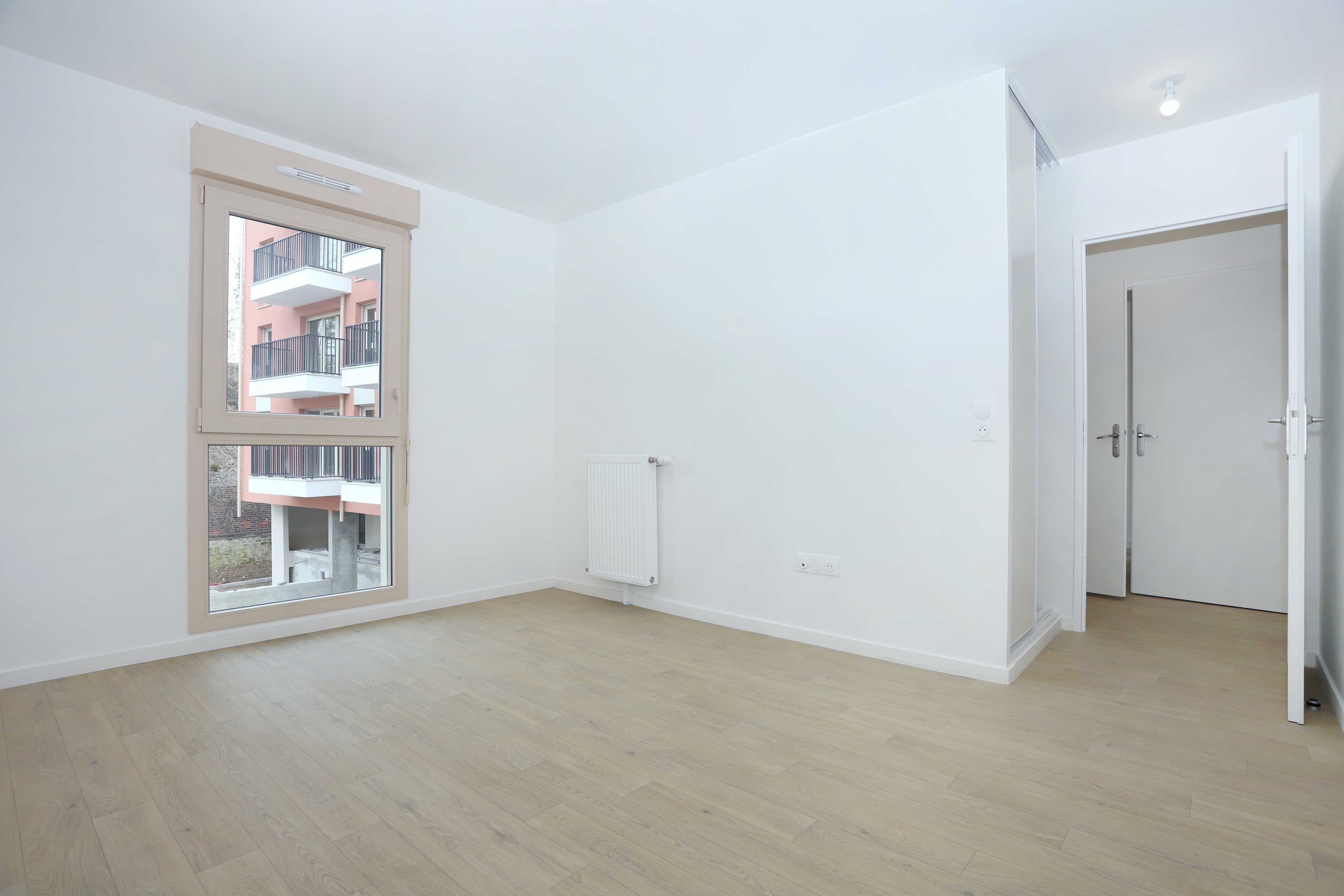 6966-MEULAN-Logement témoin-Photo 6-cmp.JPG