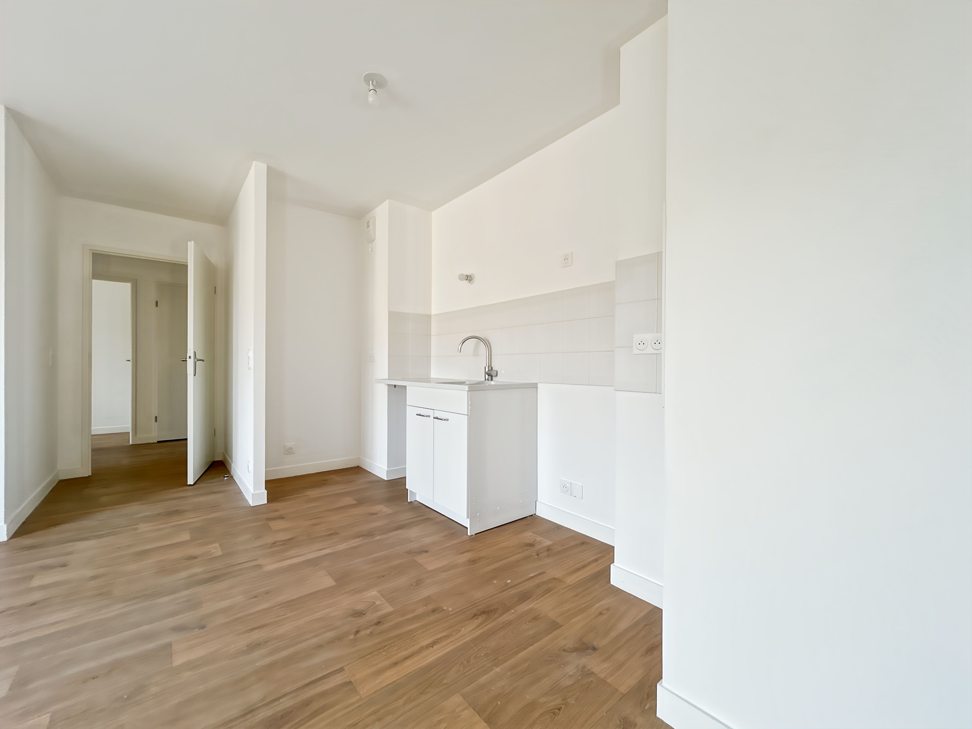 7401-CHAMPIGNY SUR MARNE-Logement témoin-Photo 3.jpg