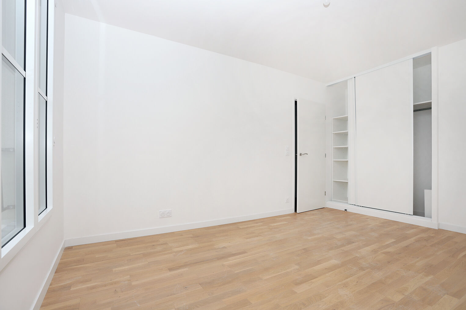 7081-CLAMART-Logement Témoin-Photo 5.jpg