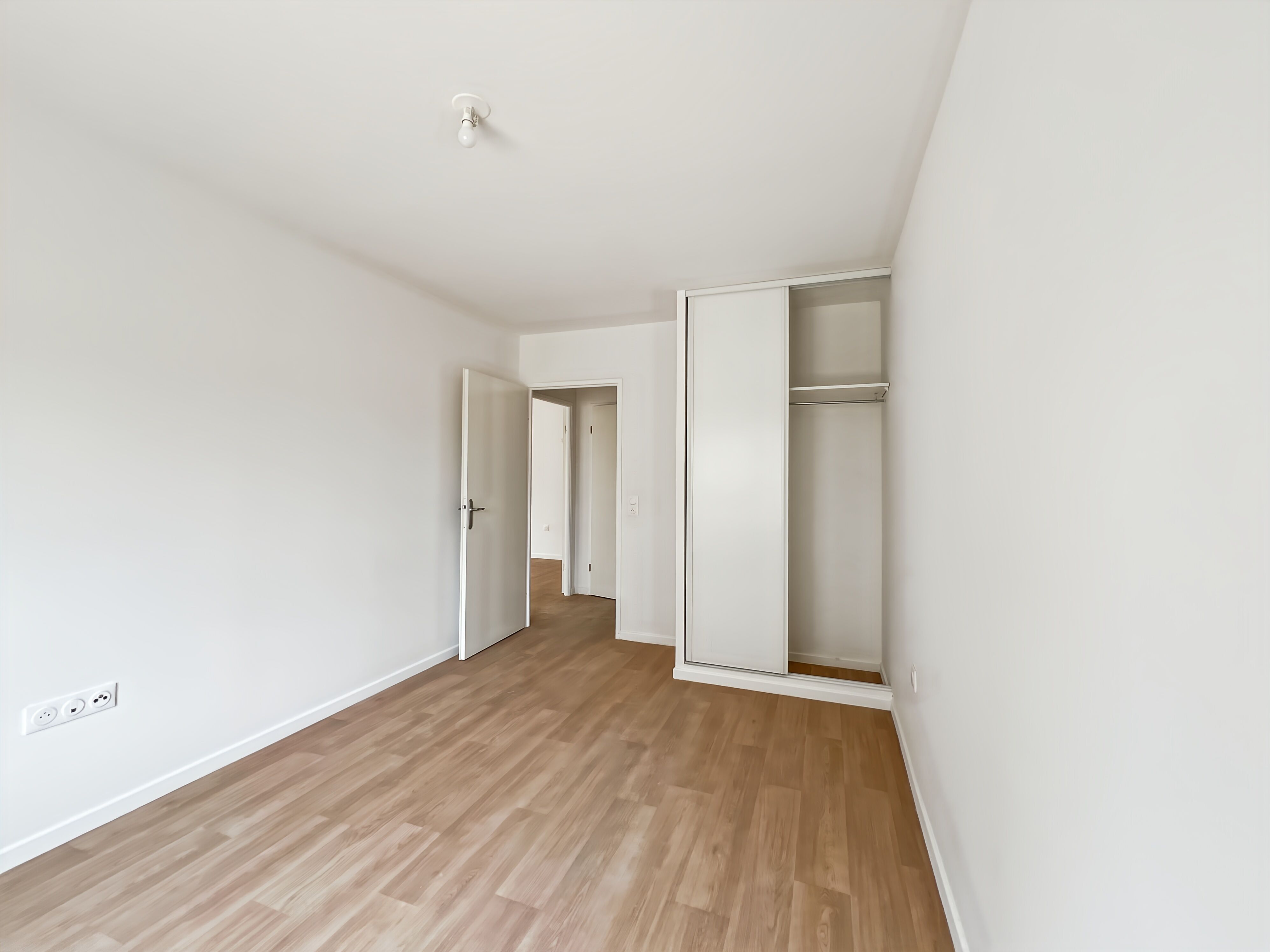 7056-CRETEIL-Logement témoin-Photo 7.jpg