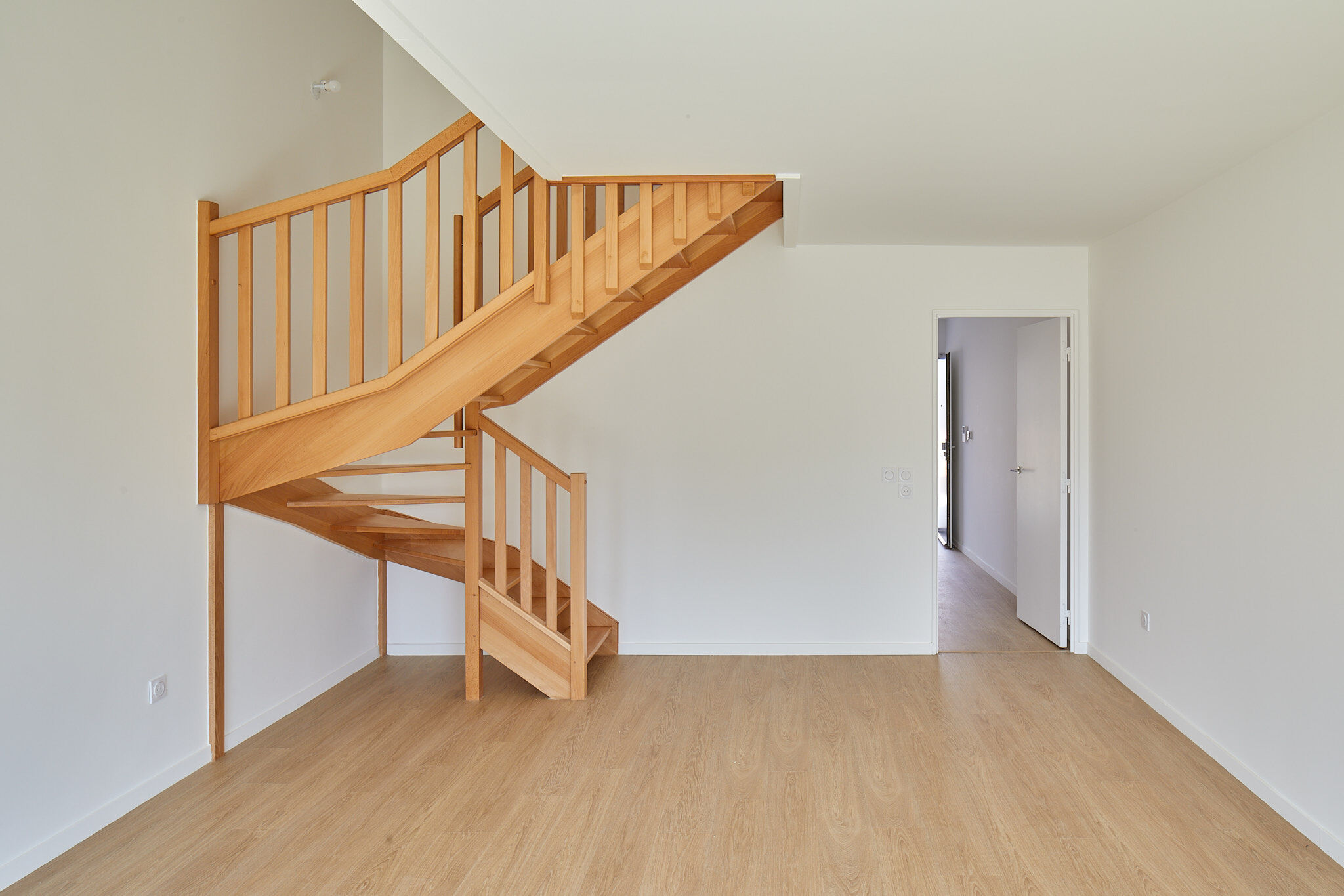 7019-NOISY-LE-GRAND-Logement témoin-Photo 2.jpg