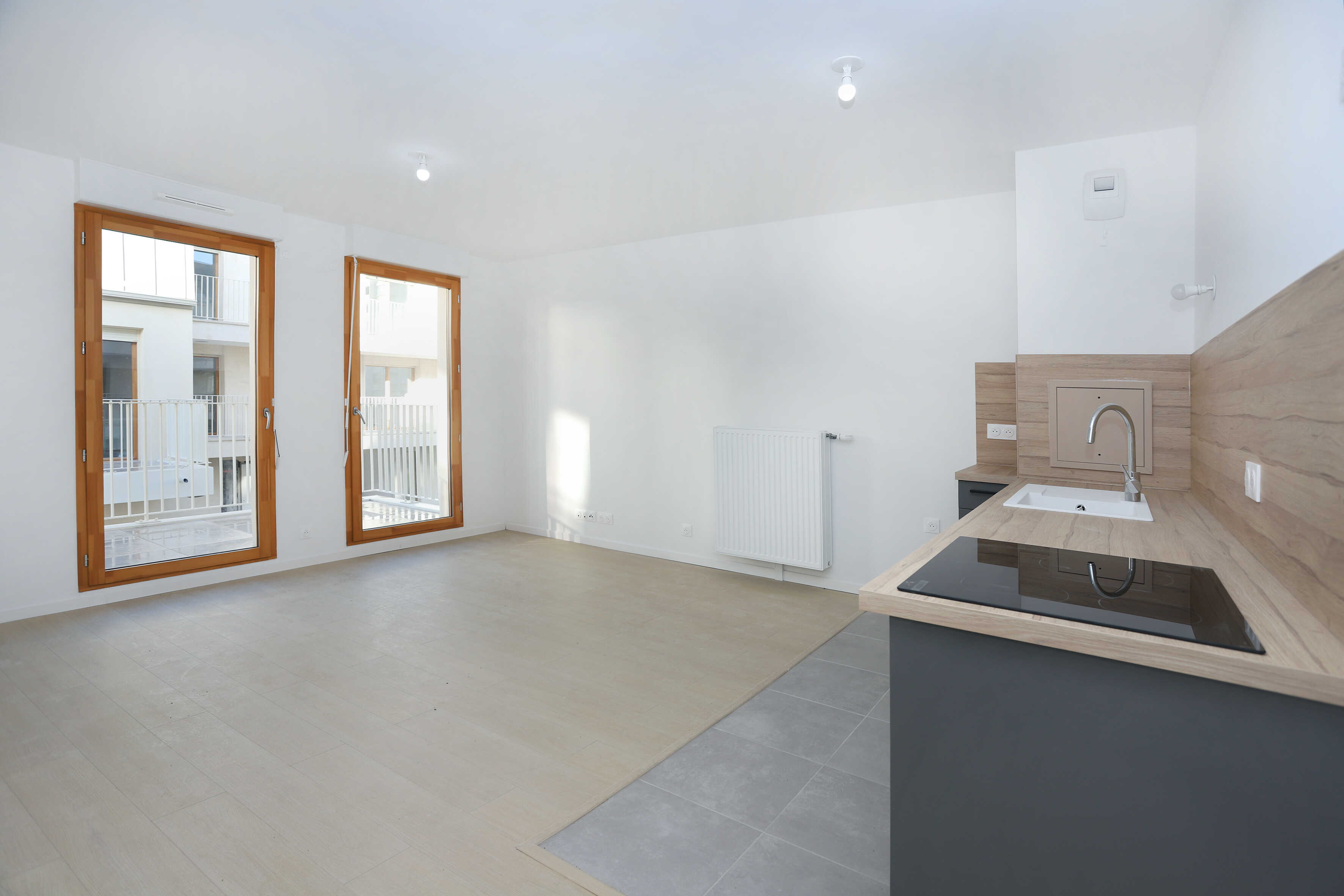 7052-COLOMBES-Logement témoin-Photo 1-compressed.JPG