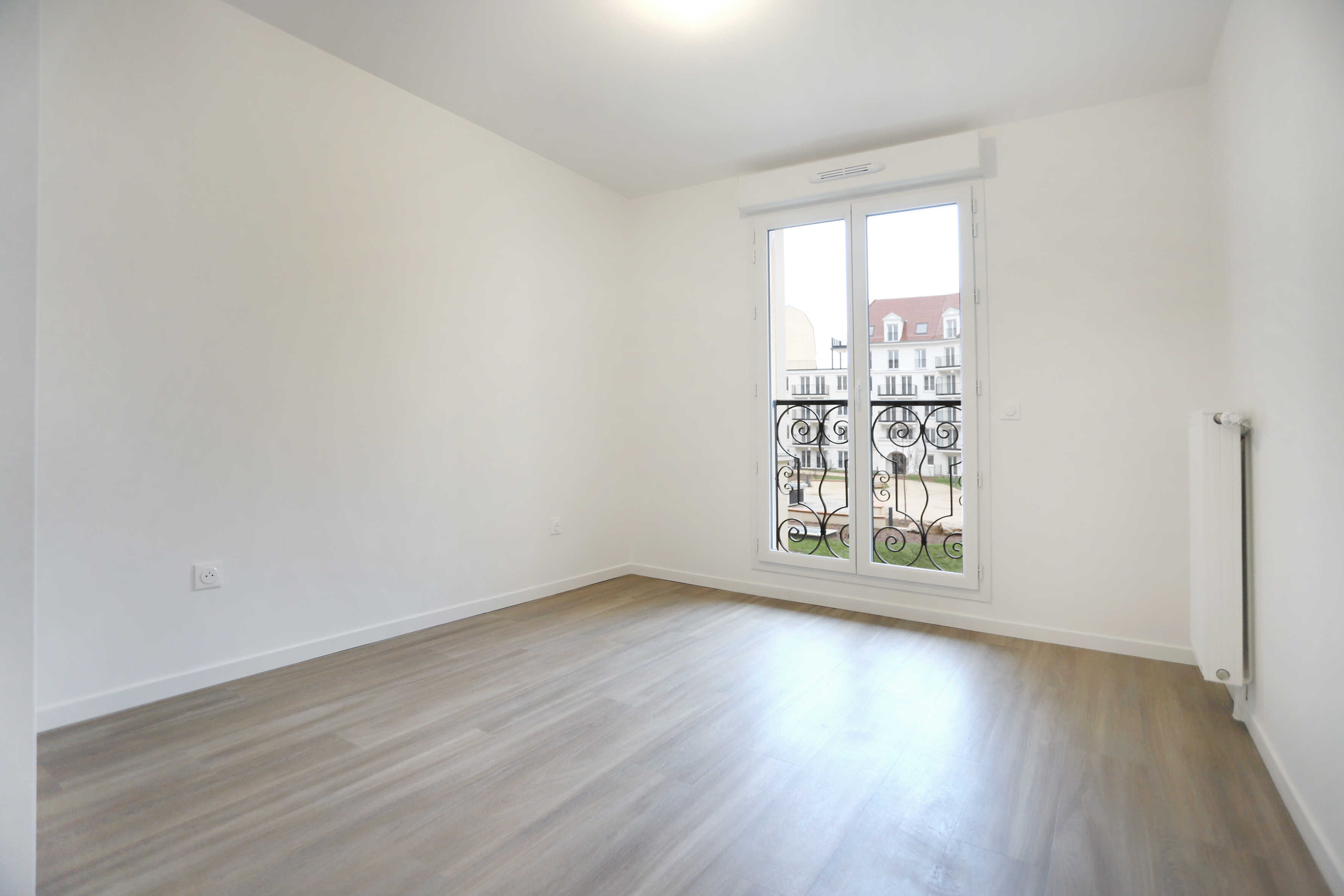 7044-Le Blanc Mesnil-Logement témoin-Photo 3-compressed.JPG