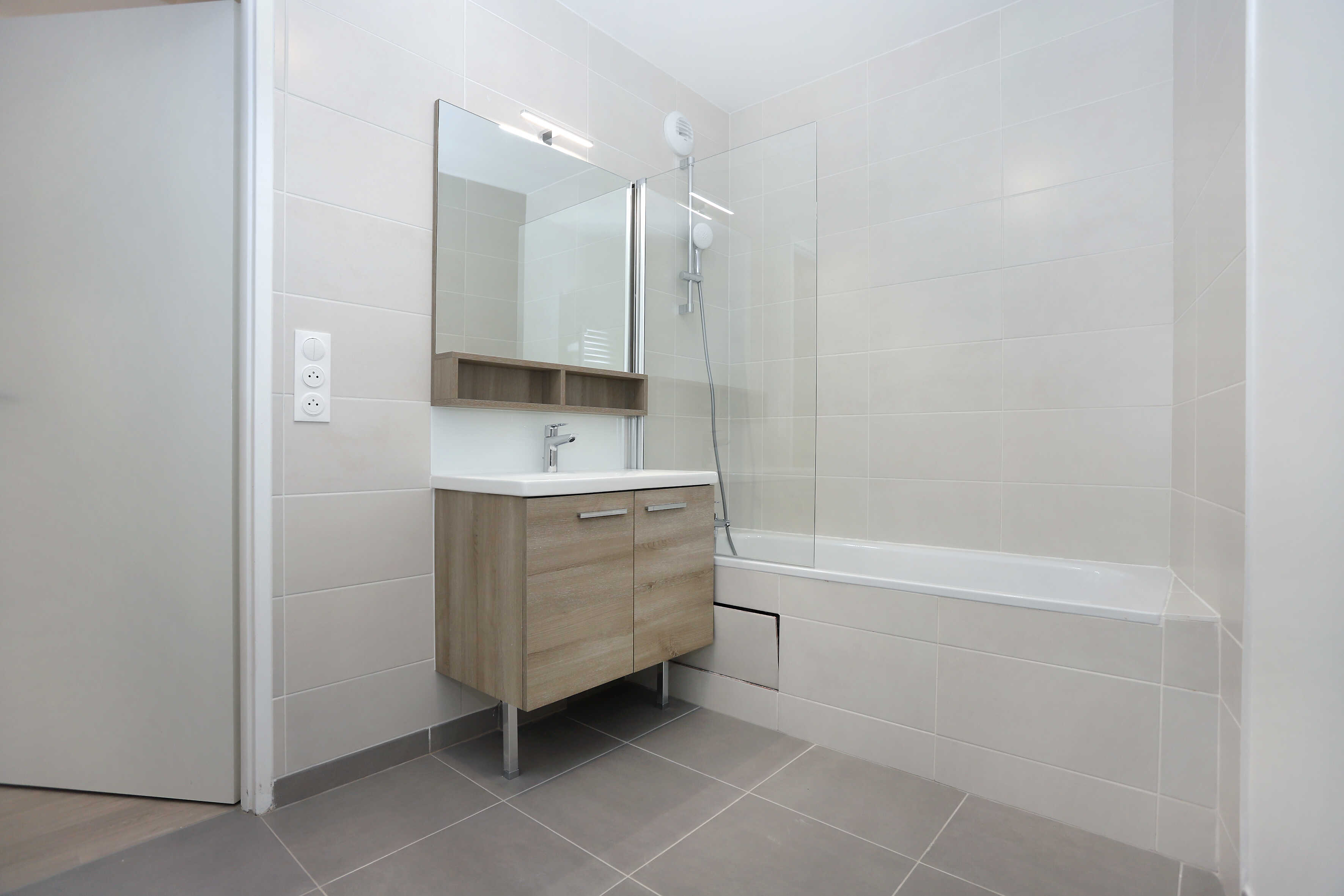 6782-VILLIERS SUR MARNE-Logement témoin-Photo 5-compressed.JPG