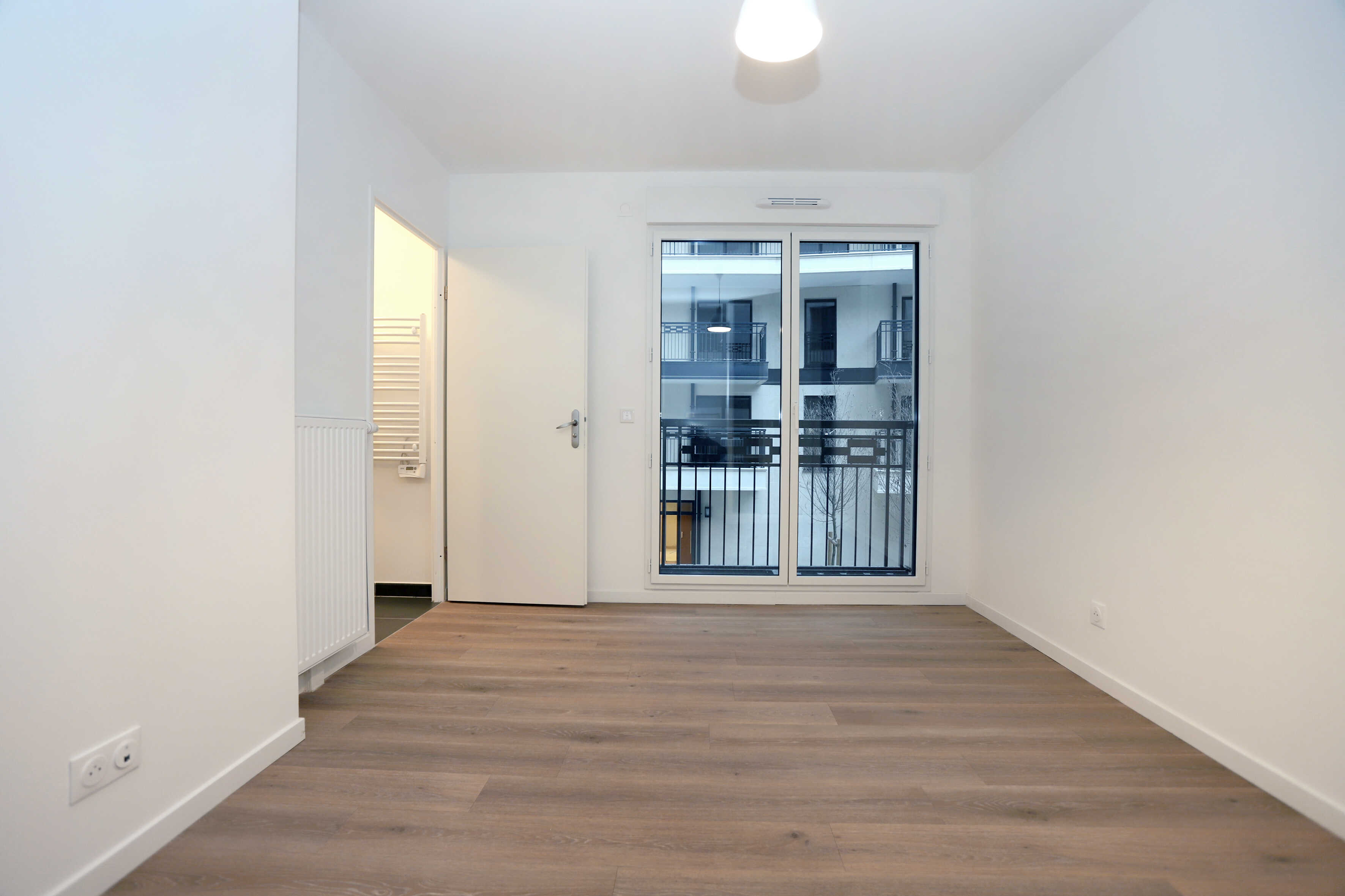 7047-CLICHY-Logement témoin T4-Photo 3-compressed.JPG