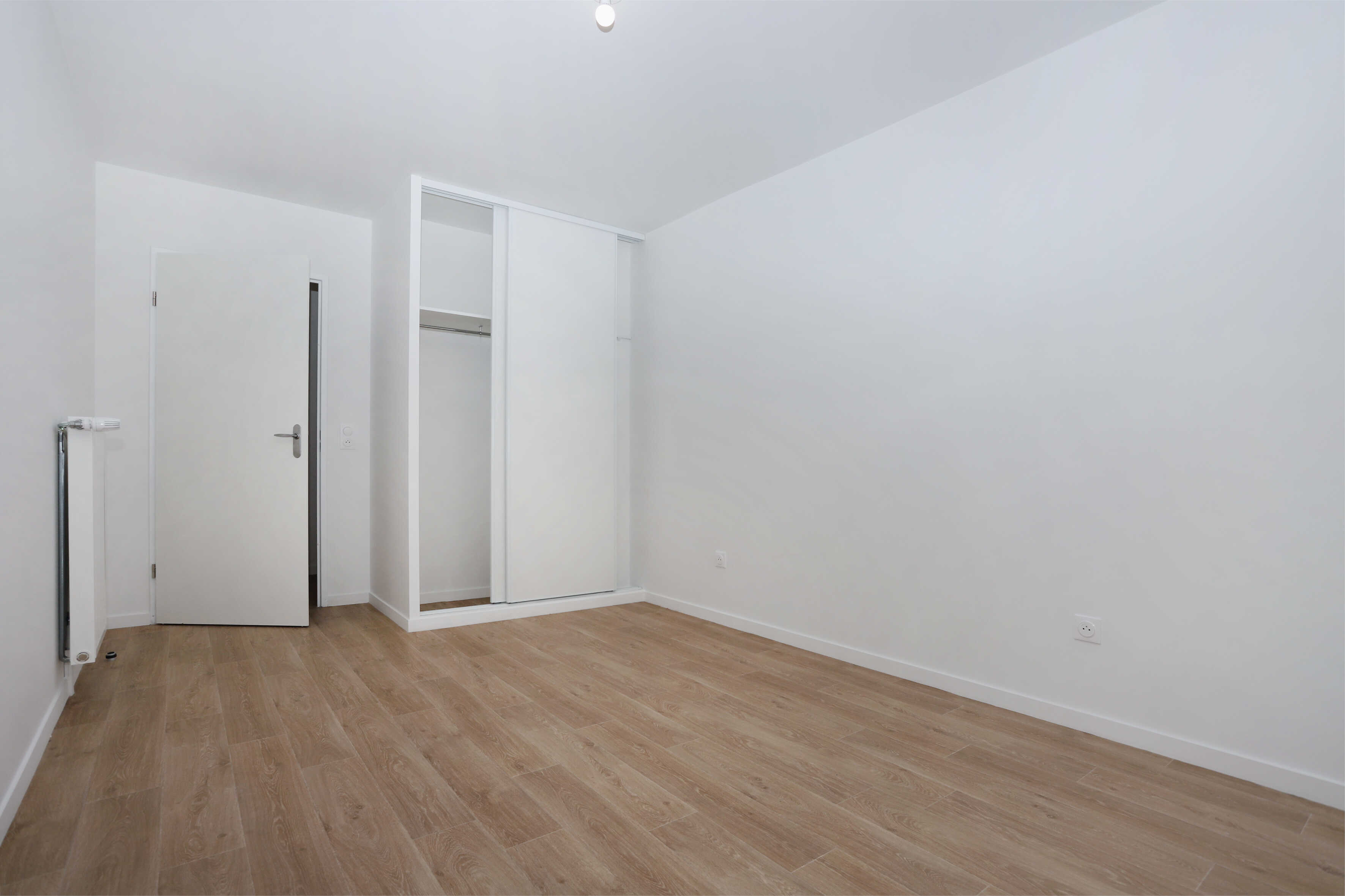 6998-DEUIL LA BARRE-Logement témoin-Photo 8-compressed.JPG