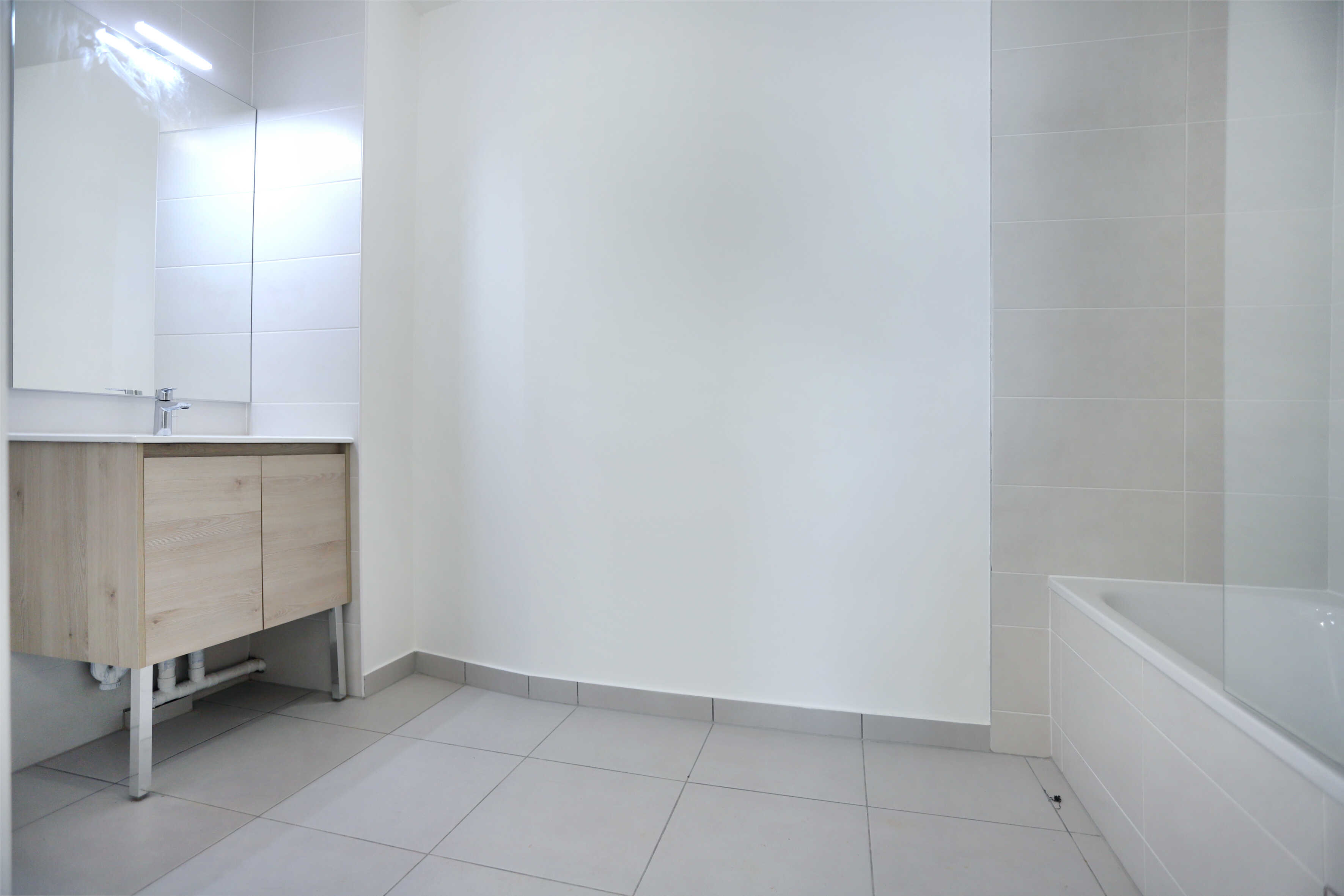 6808-CHATOU-Logement témoin-Photo 6-compressed.JPG