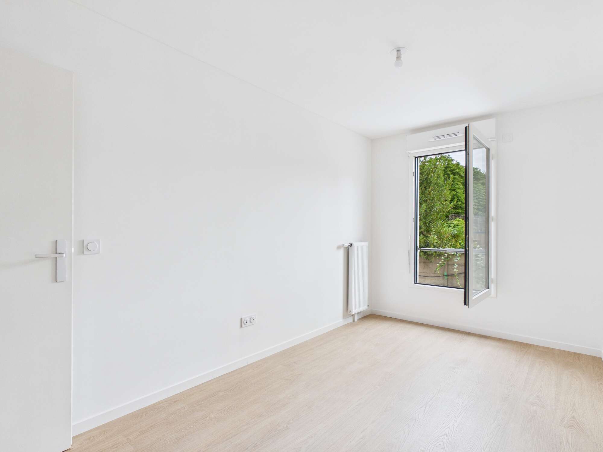 8 0718 Chambre 3-compressed.jpg