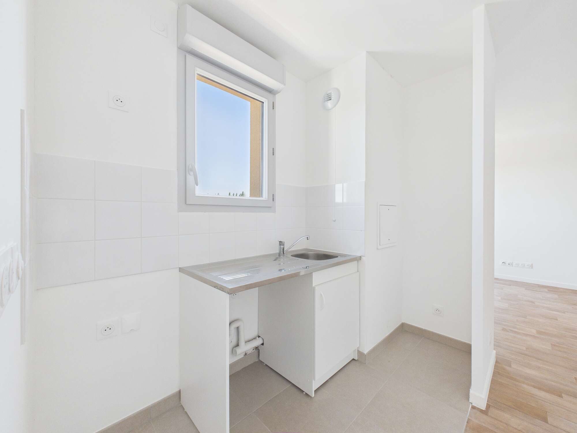 0883L-CHAMBOURCY-Logement témoin-Photo 3-compressed.jpg