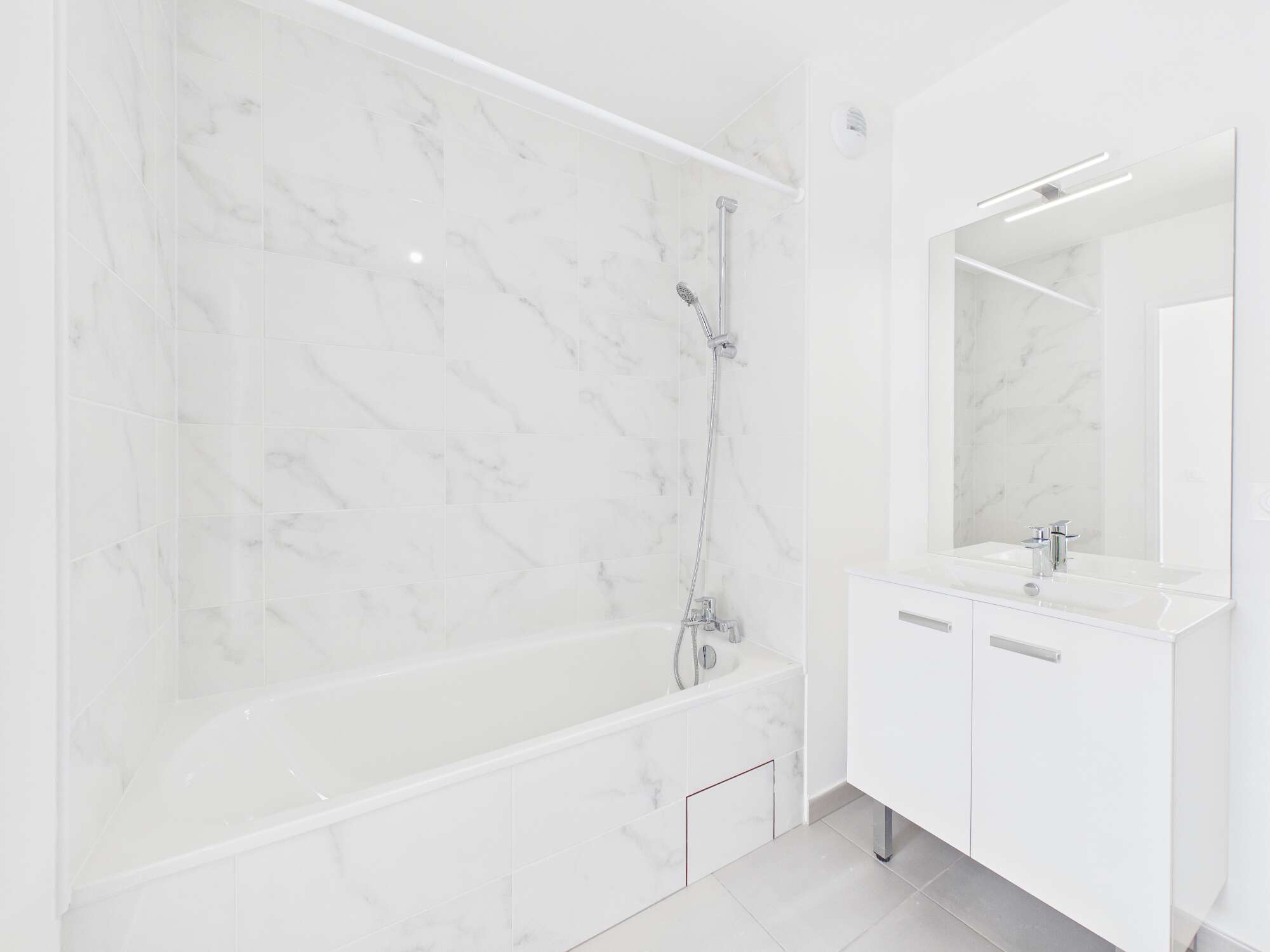 7801L-MAUREPAS-Logement témoin T4-Photo 4-compressed.jpg