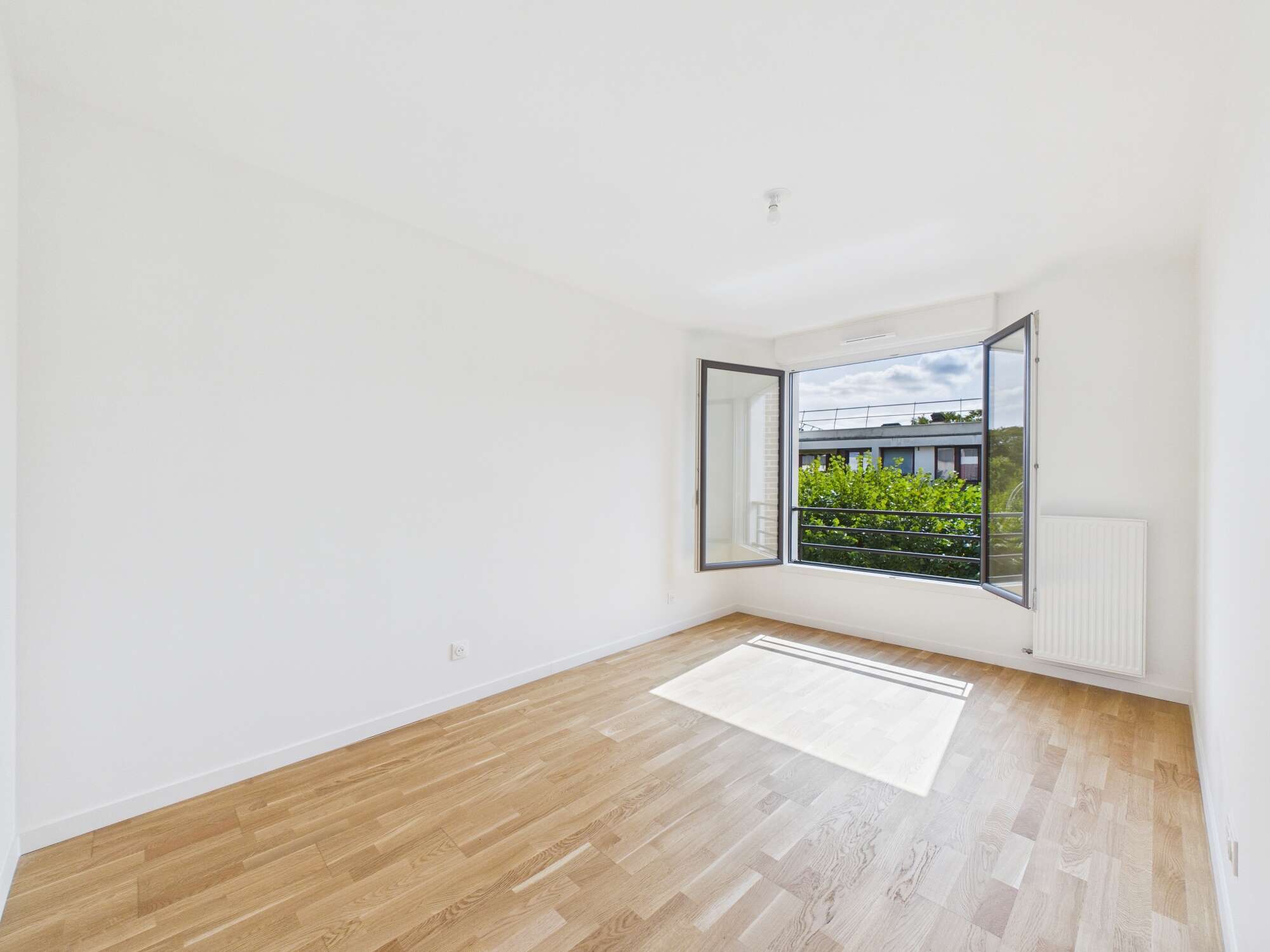 8 G493 CHAMBRE3-compressed.jpg