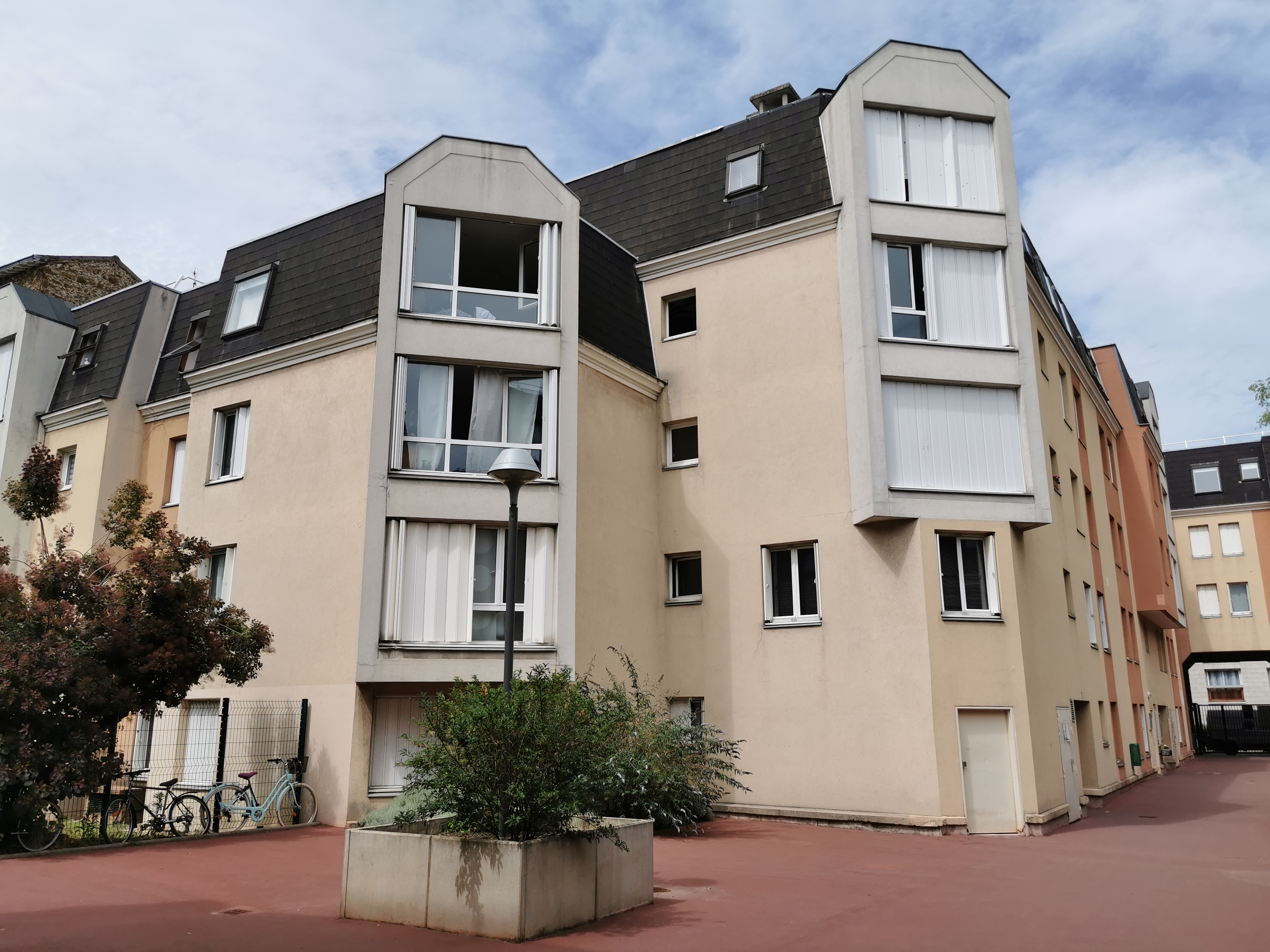 MONTROUGE