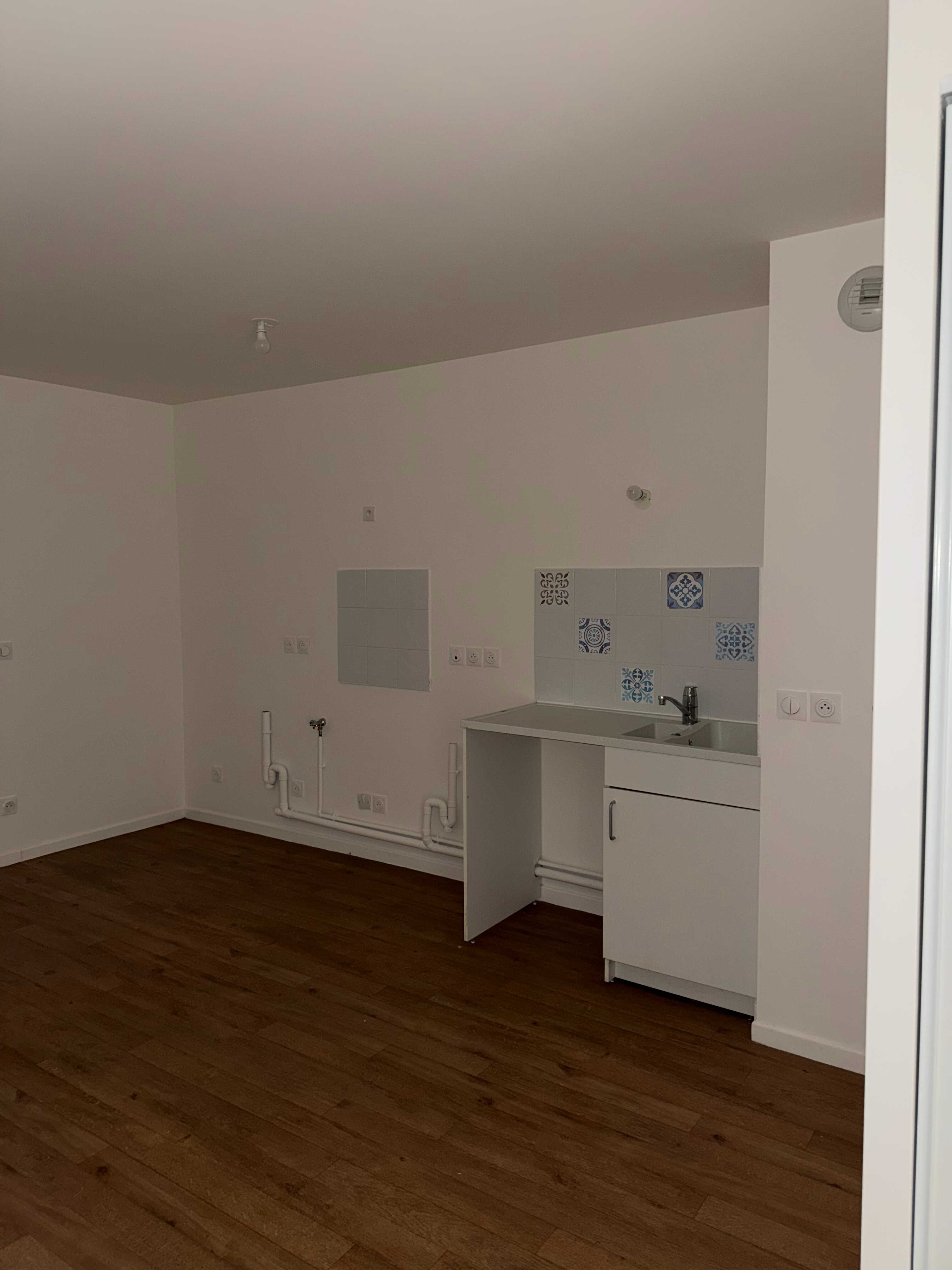 Image (1)-compressed.jpg