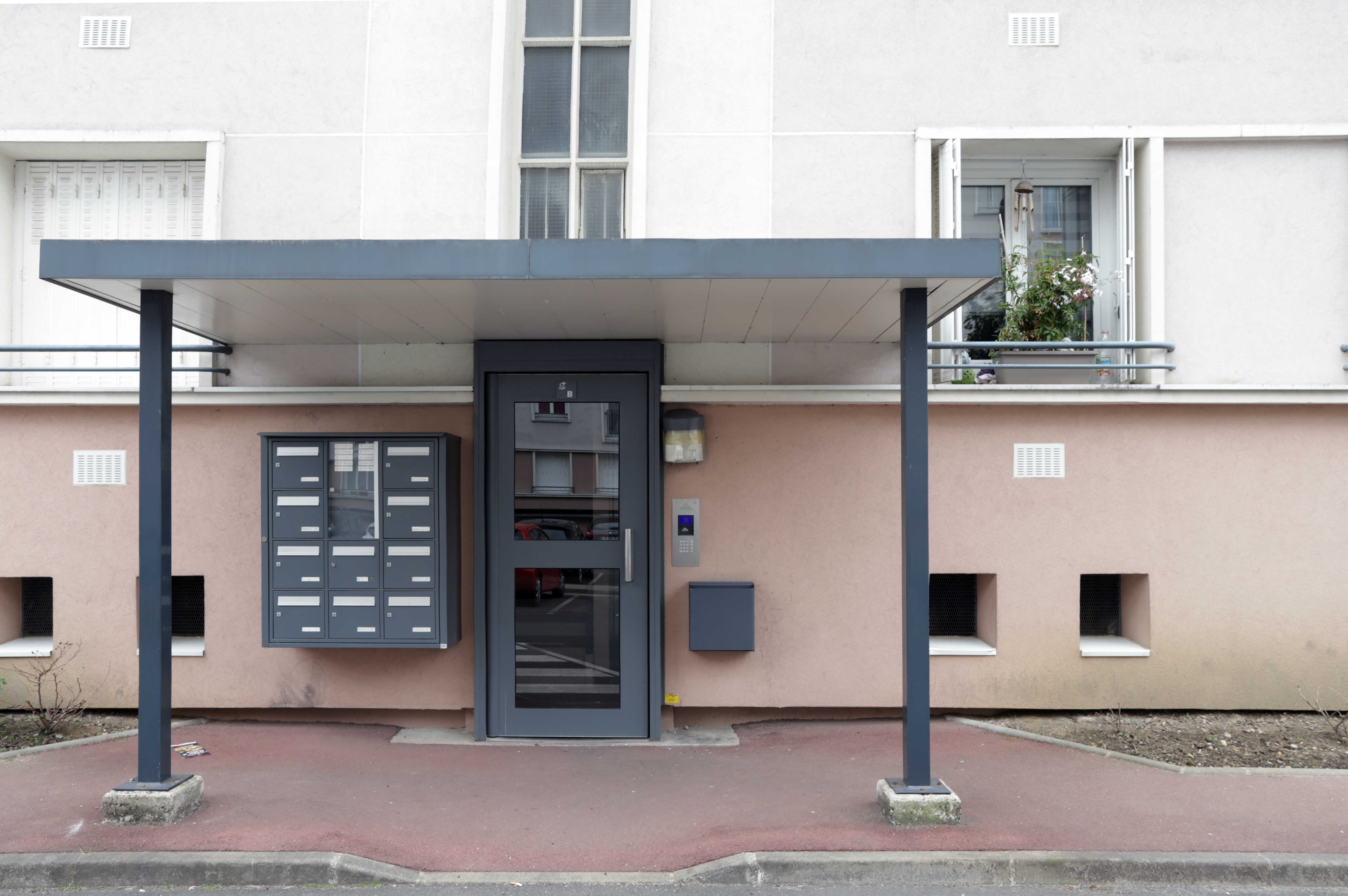 3compressed-4090_IVRY SUR SEINE_3.jpg