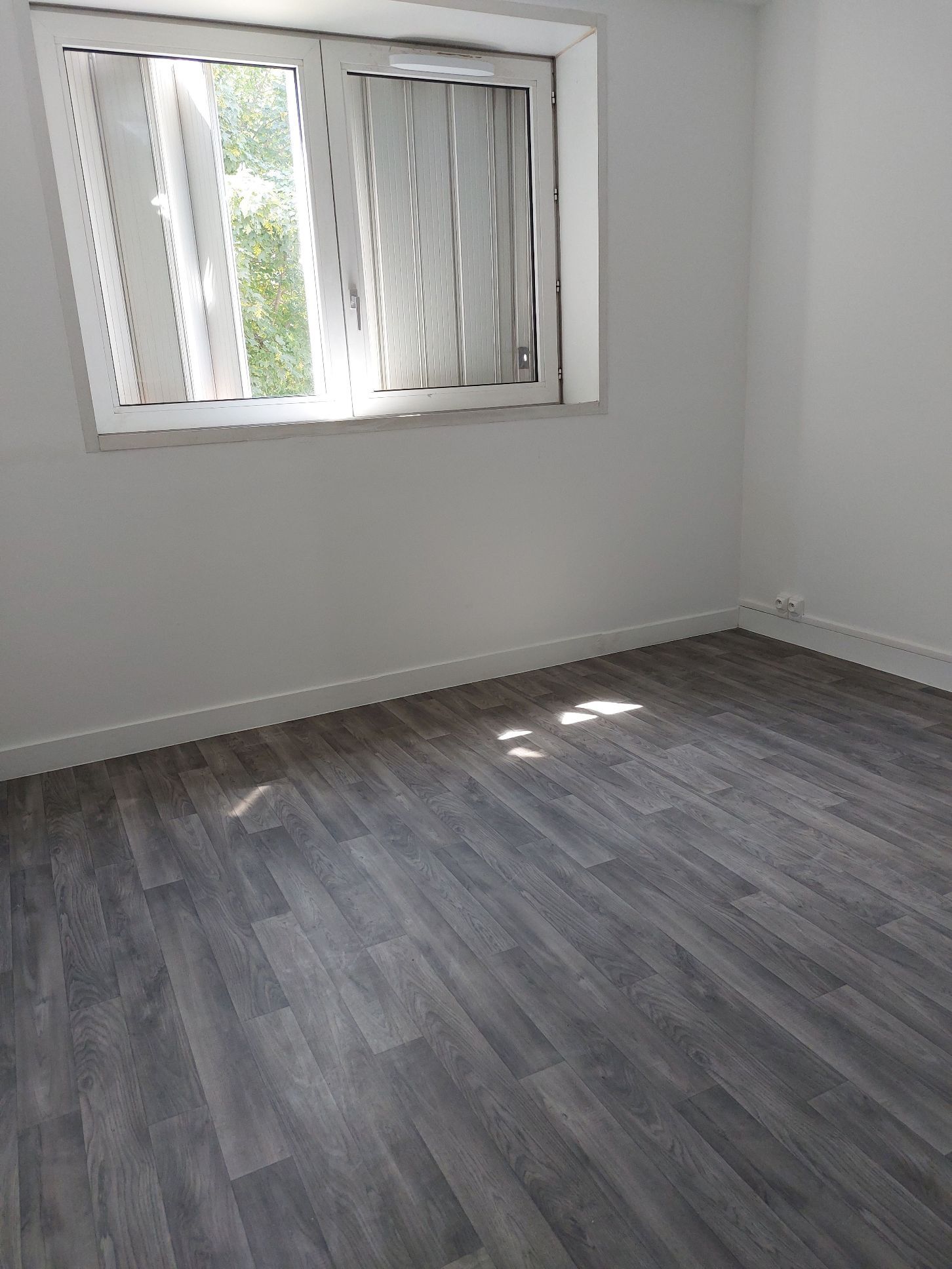 19-06-26_15-23-23_Chambre2-compressed.jpg
