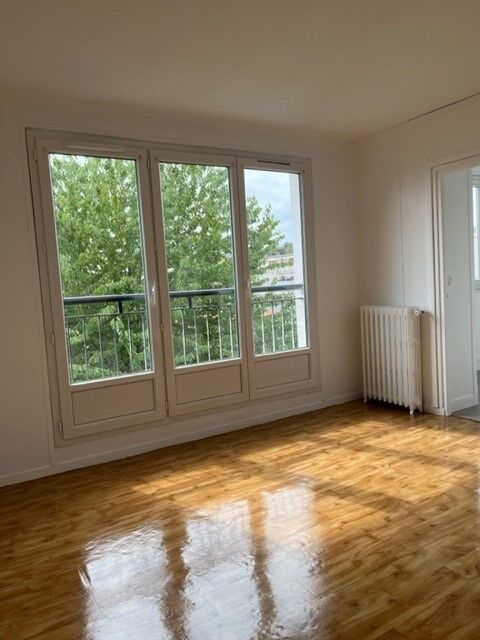 NEUILLY PLAISANCE