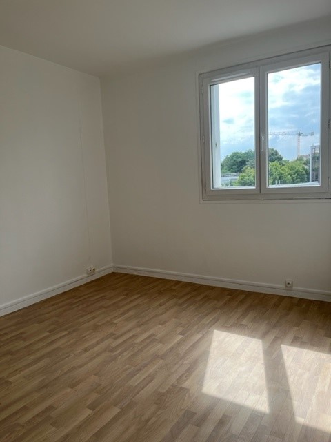 NEUILLY PLAISANCE