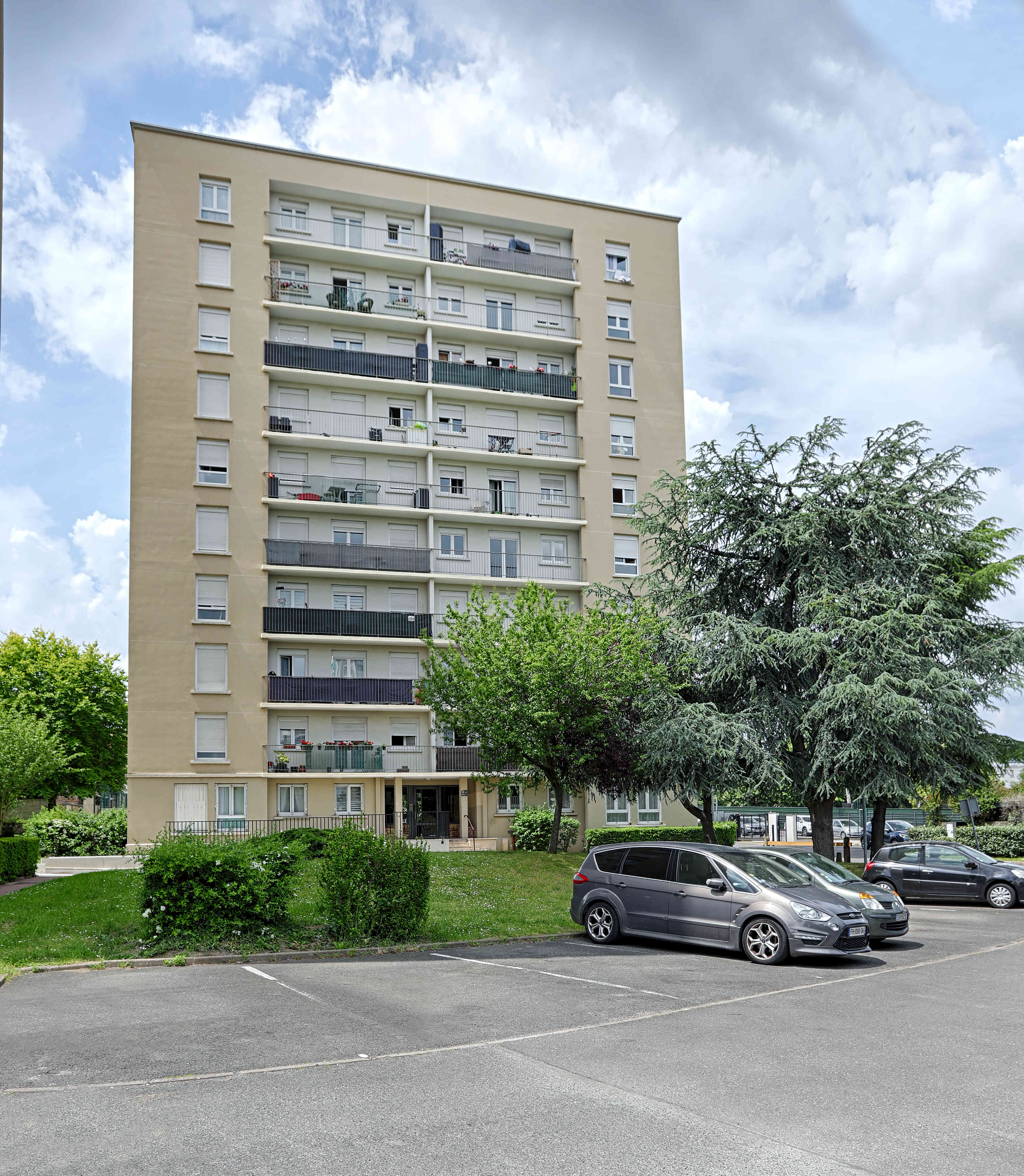 LE PLESSIS ROBINSON