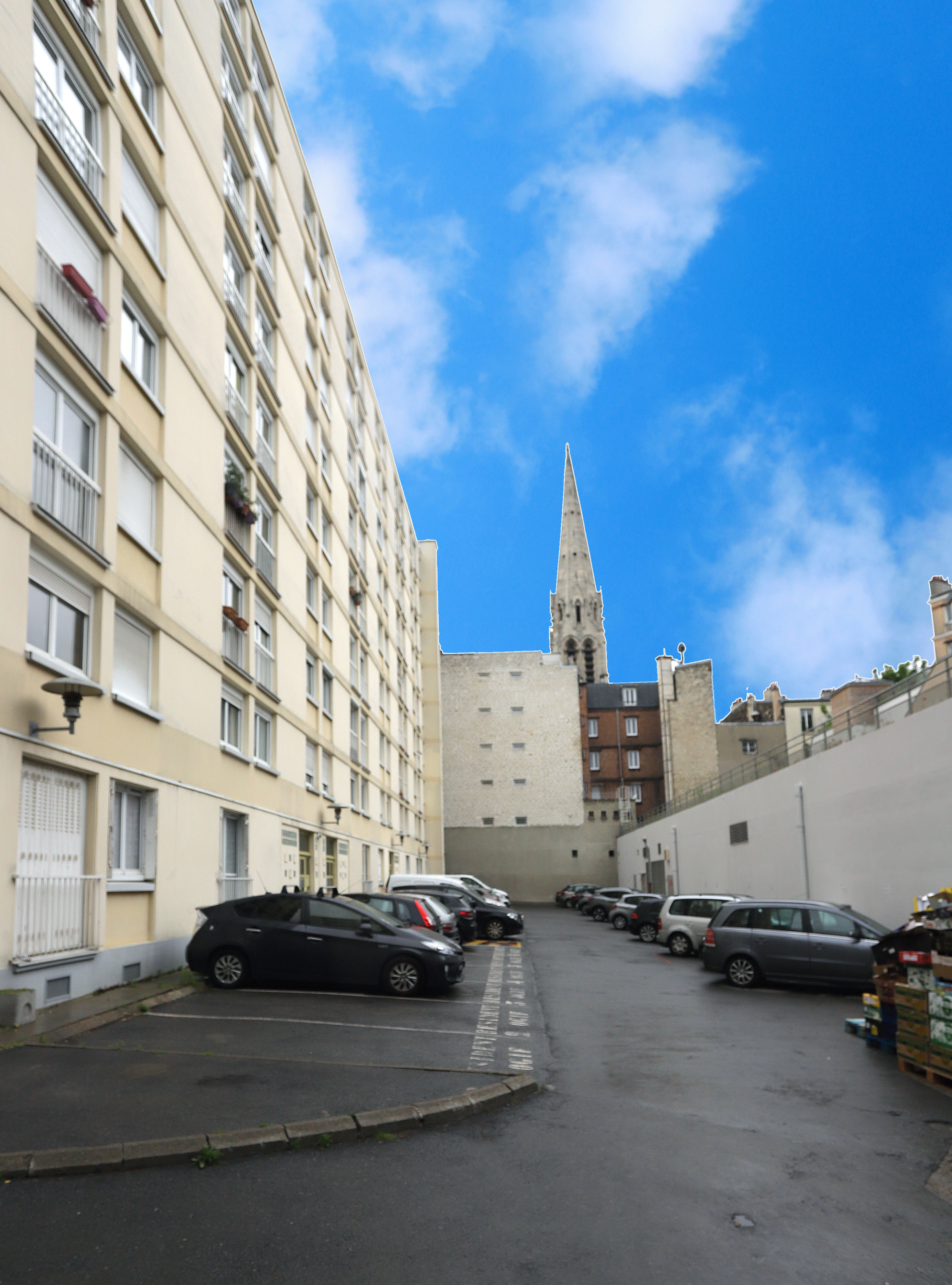 PARIS