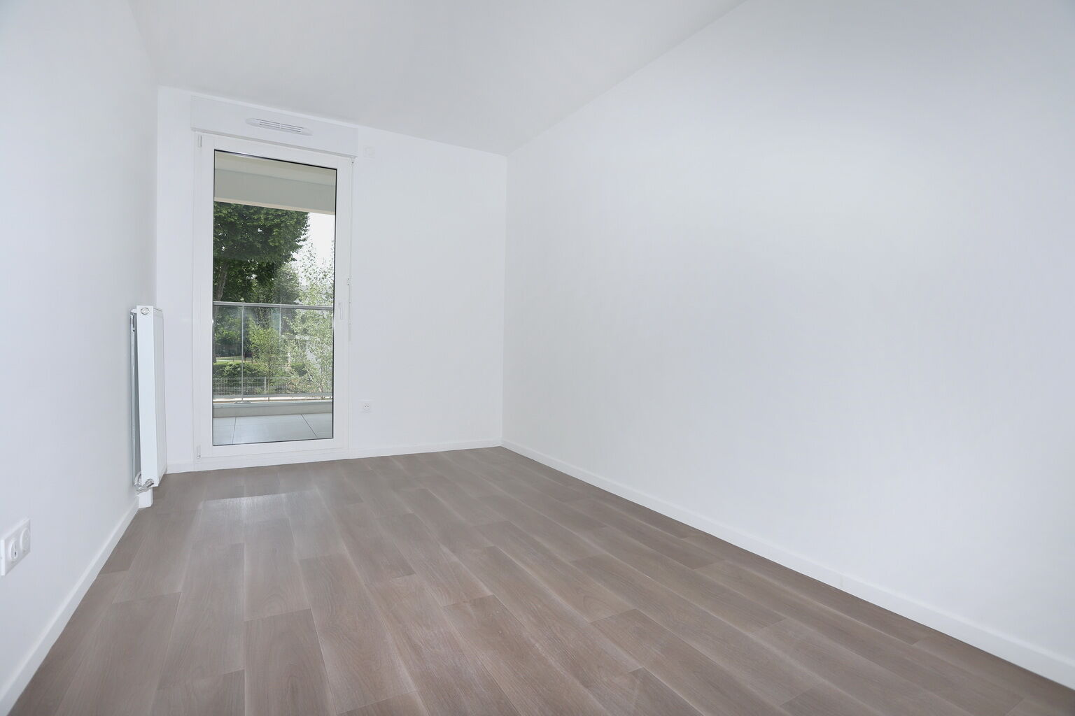 6902 & 20076-BONDY-Logement témoin-Photo 4 low.jpg