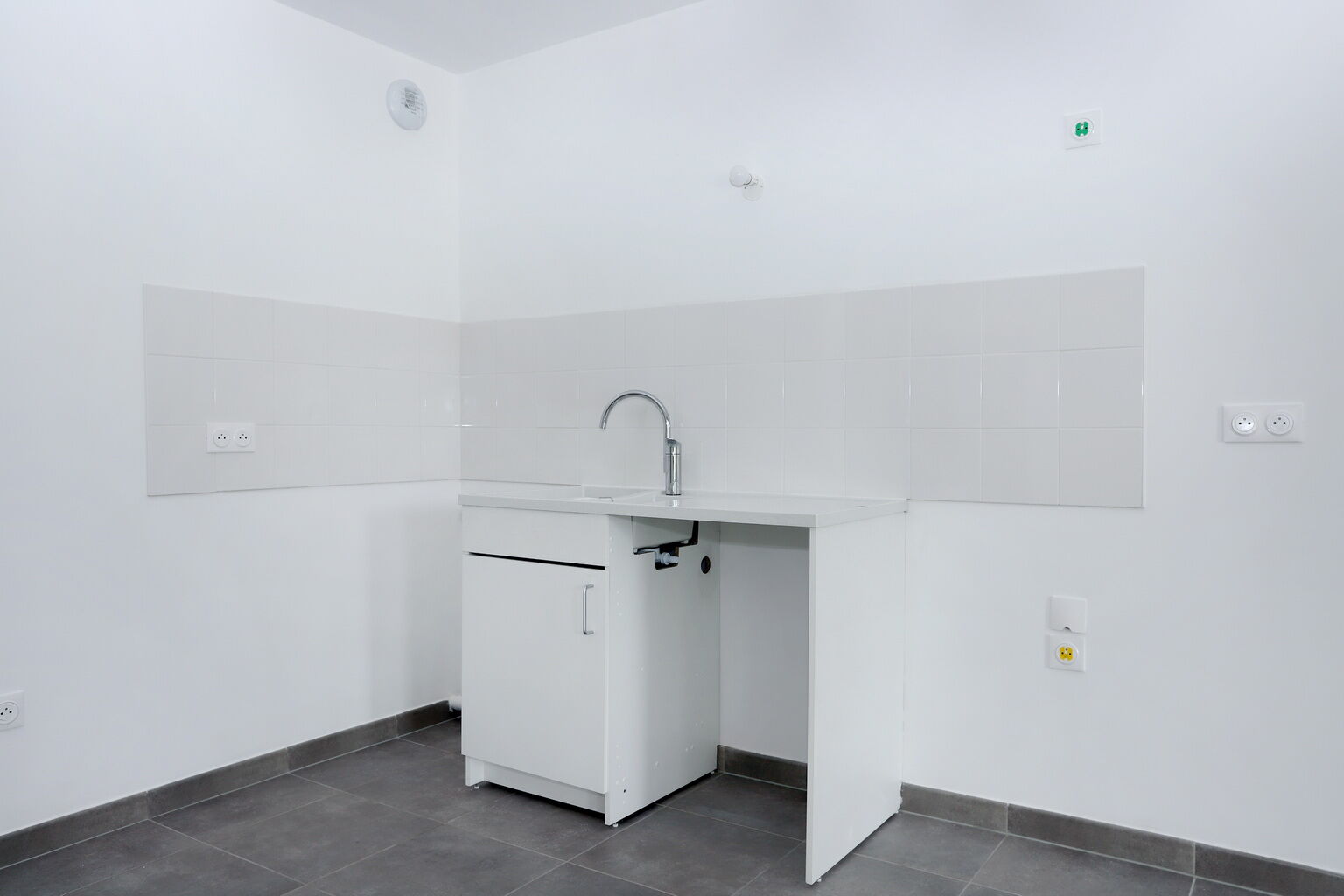 6902 & 20076-BONDY-Logement témoin-Photo 3 low.jpg