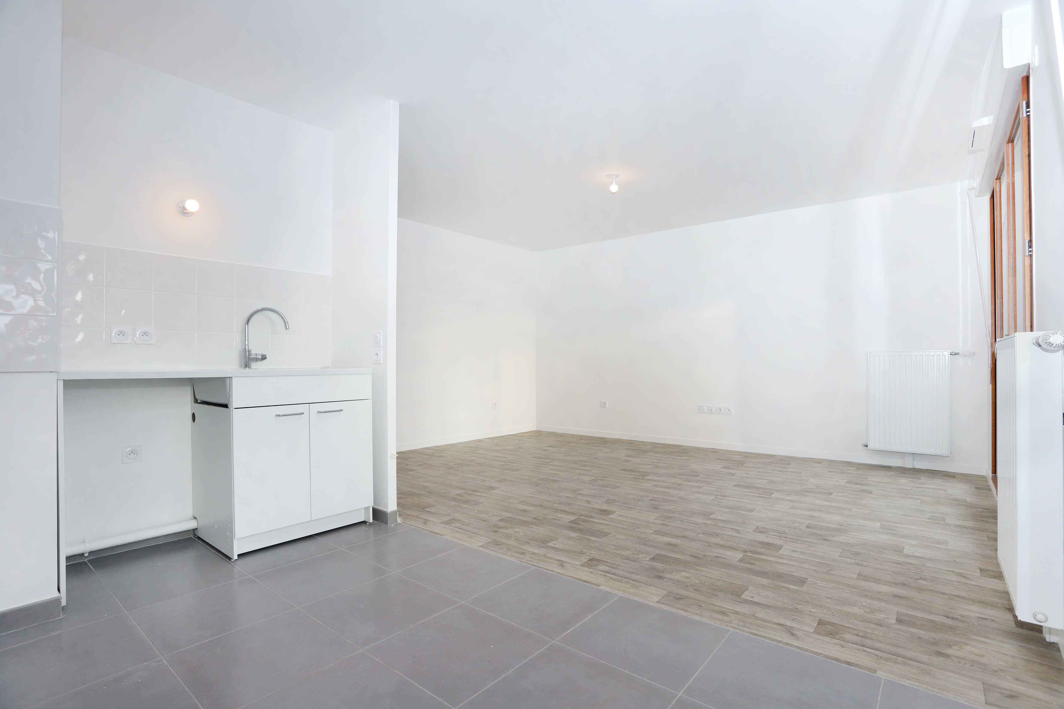 compressed-6922-ROSNY-Logement témoin-Photo 3.JPG