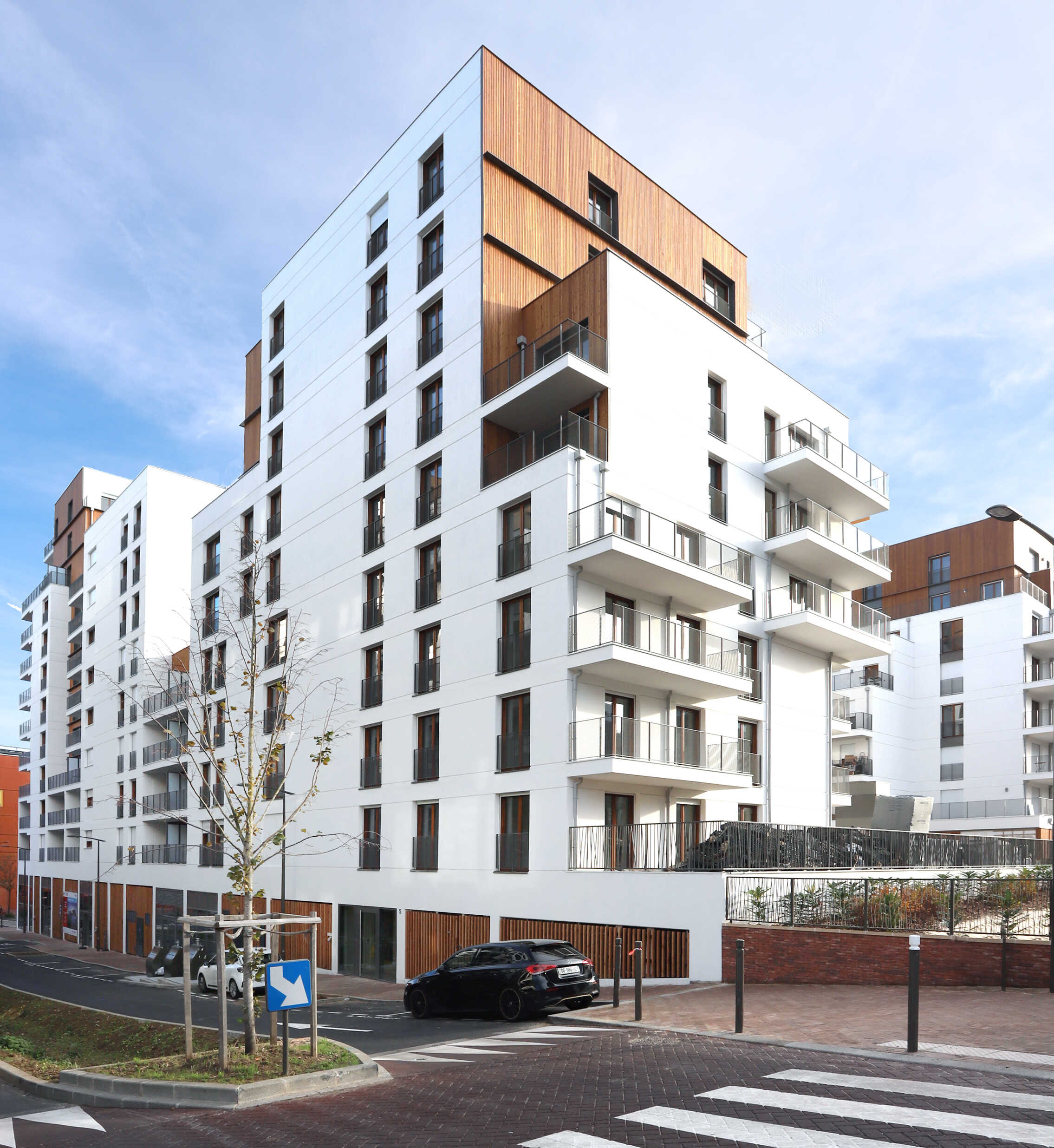 compressed-6922-ROSNY-Photo ext.JPG