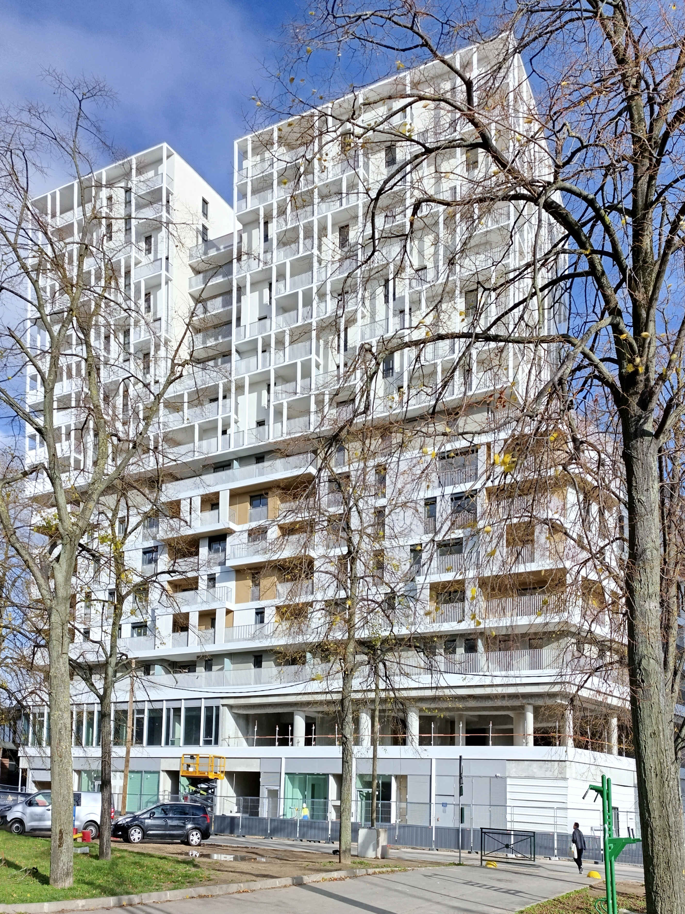 compressed-20079-BAGNEUX-Photo ext.jpg