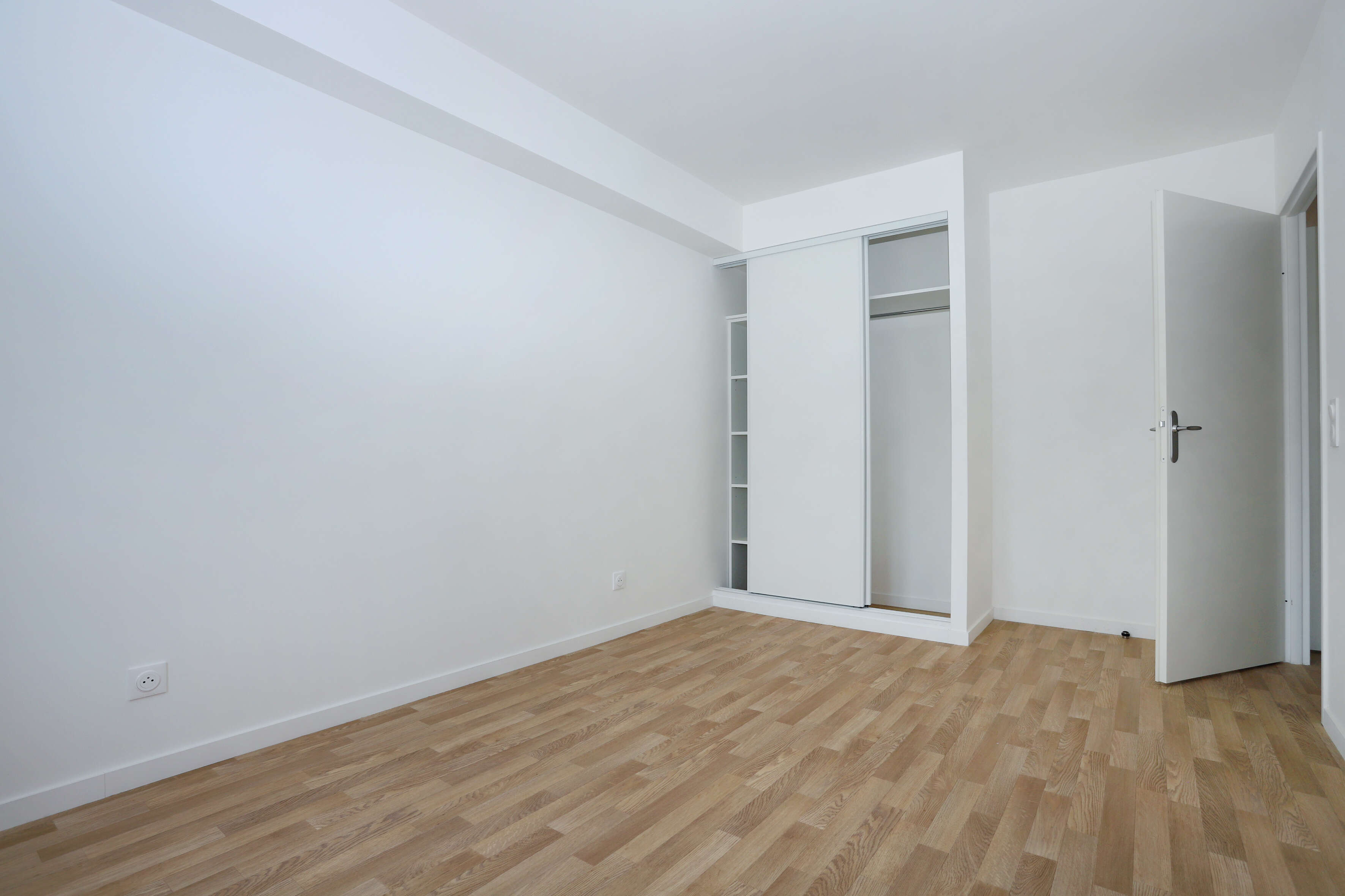 20080-VERAILLES-Logement témoin-Photo 8-compressed.JPG