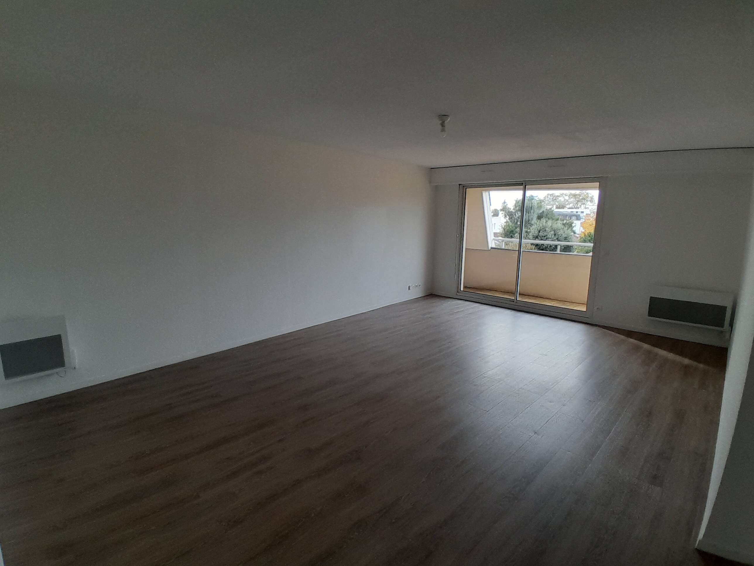 compressed-séjour + balcon.jpg