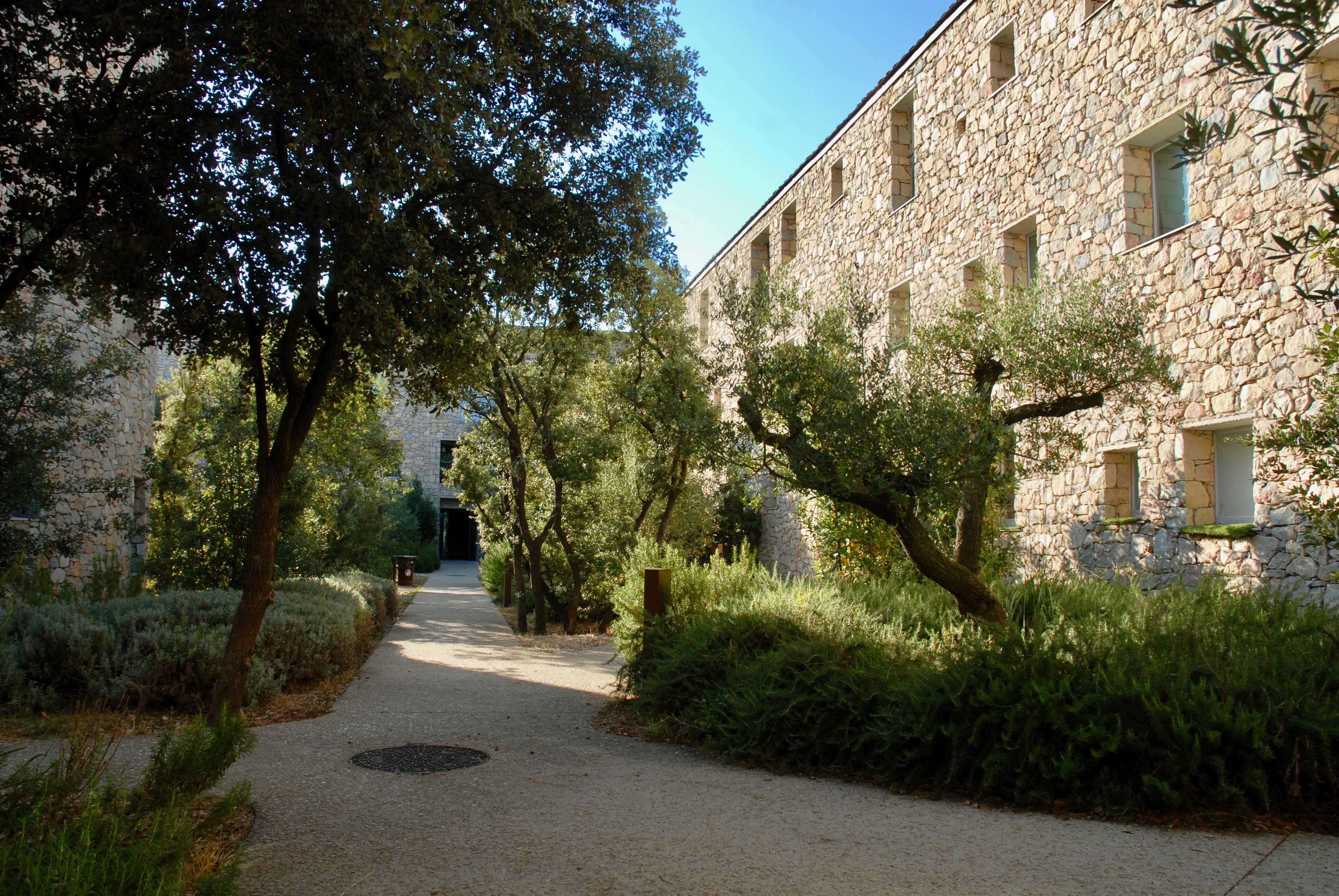 LE CRES