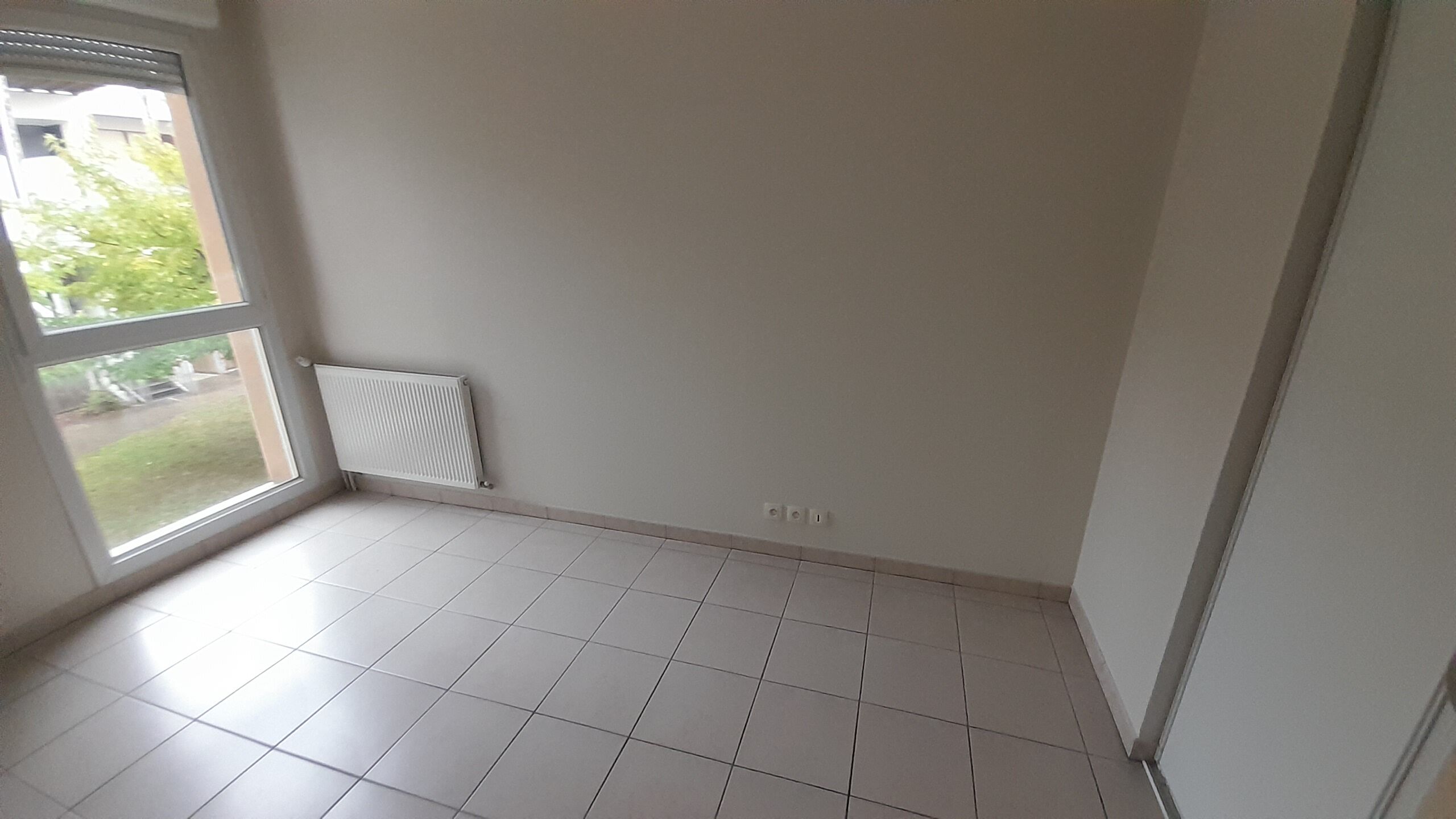 chambre + placard-compressed.jpg