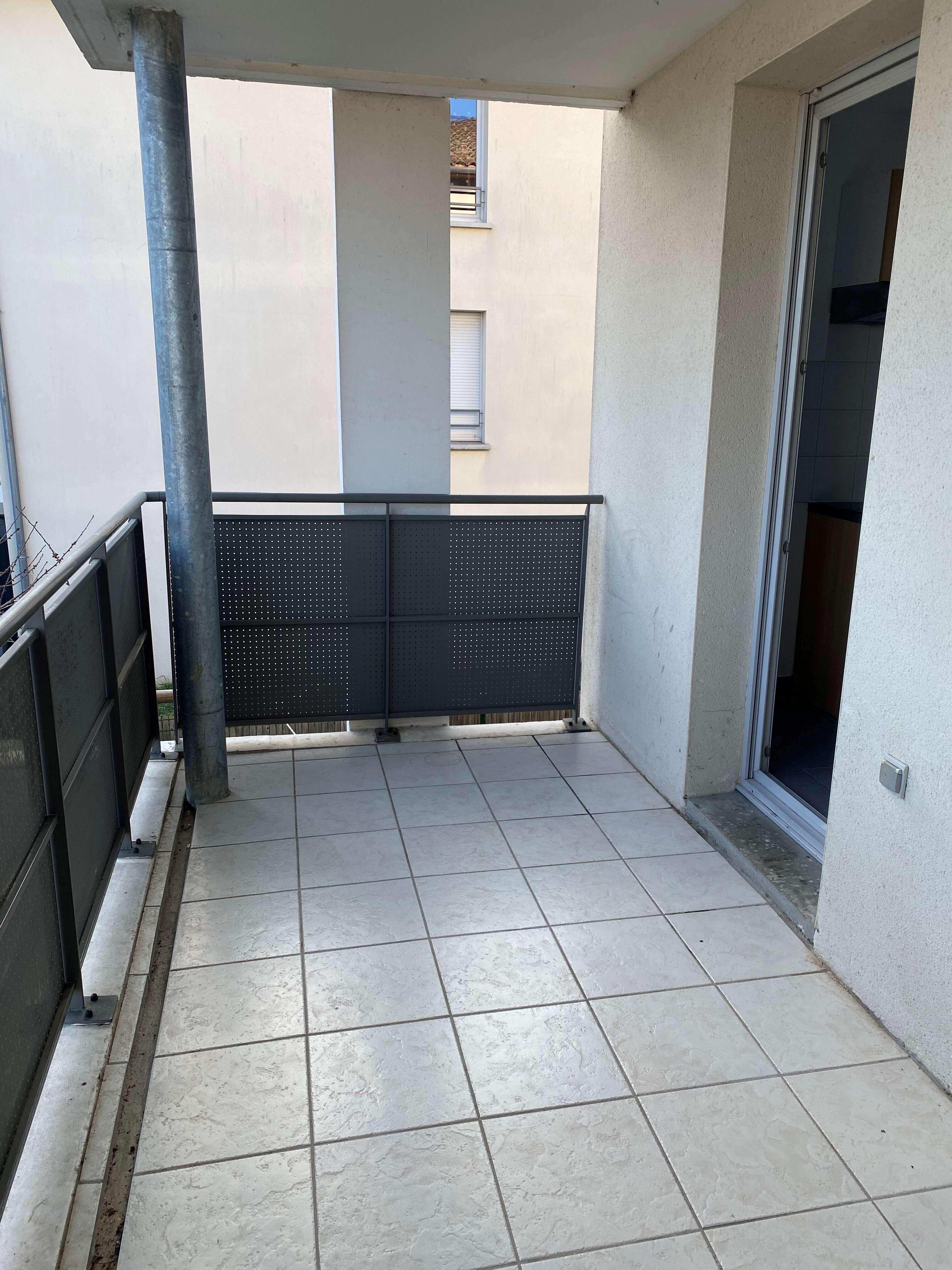 compressed-9.5-BALCON 1.jpg